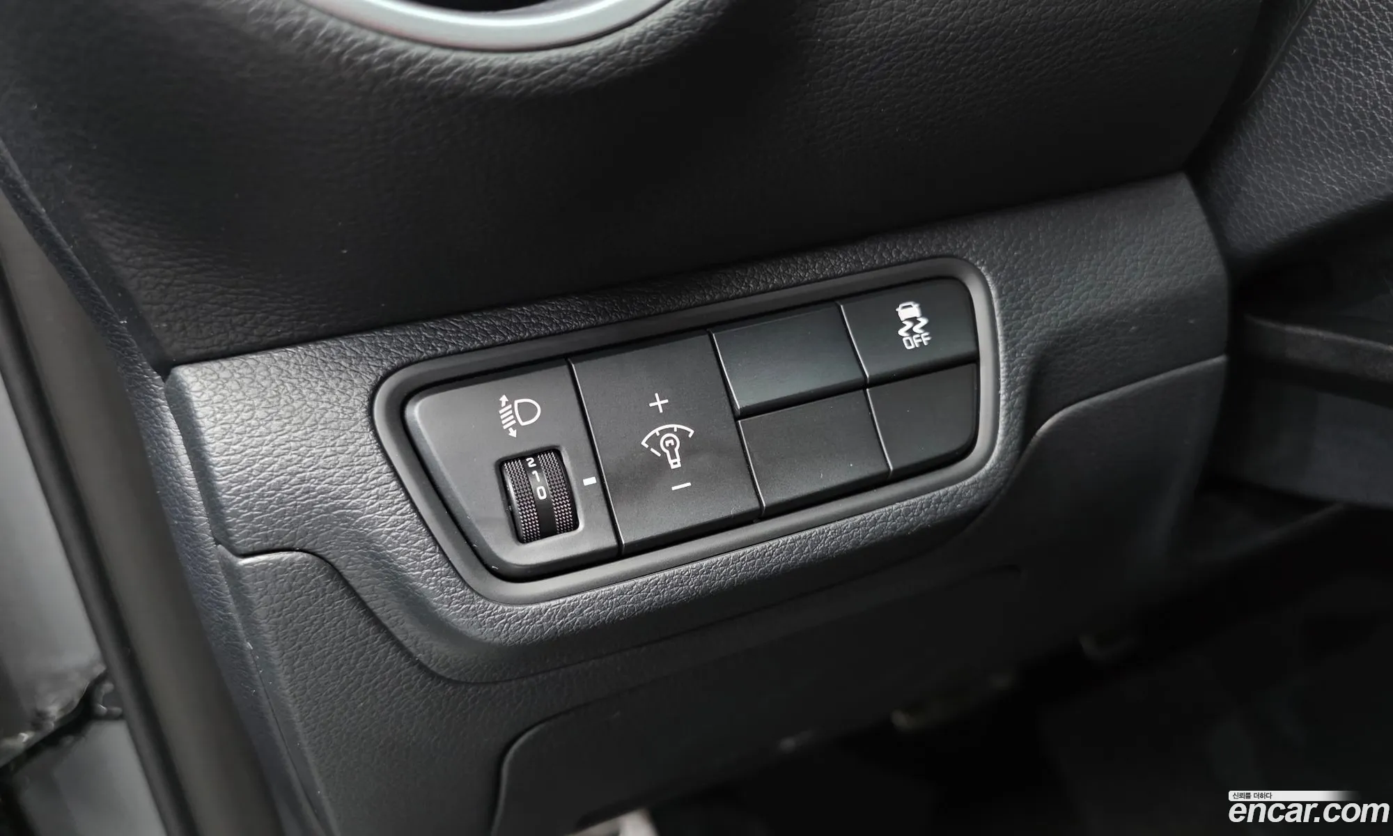 Kia K3 2023 KNAF241BEPA957919 — 8