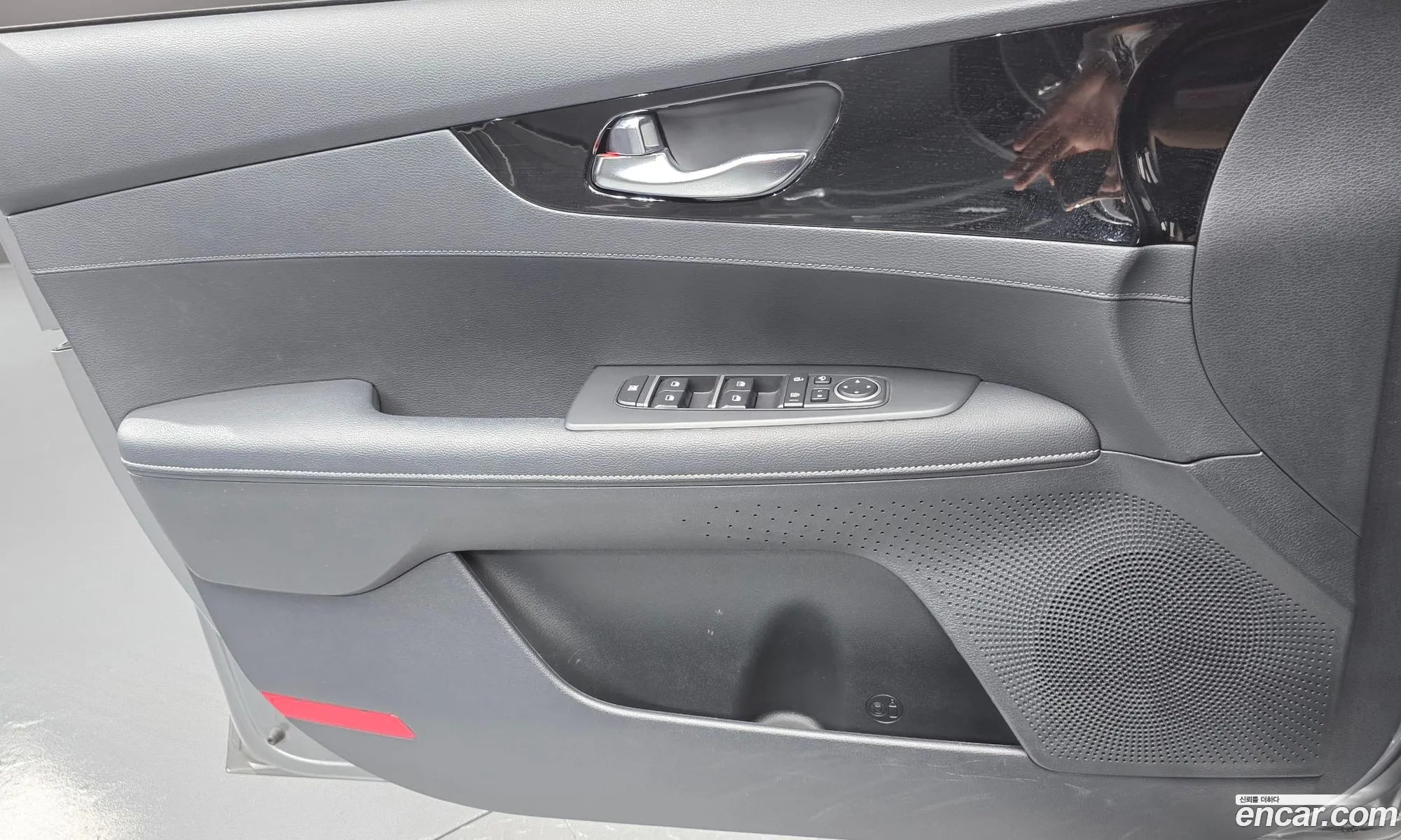 Kia K3 2023 KNAF241BEPA957919 — 9