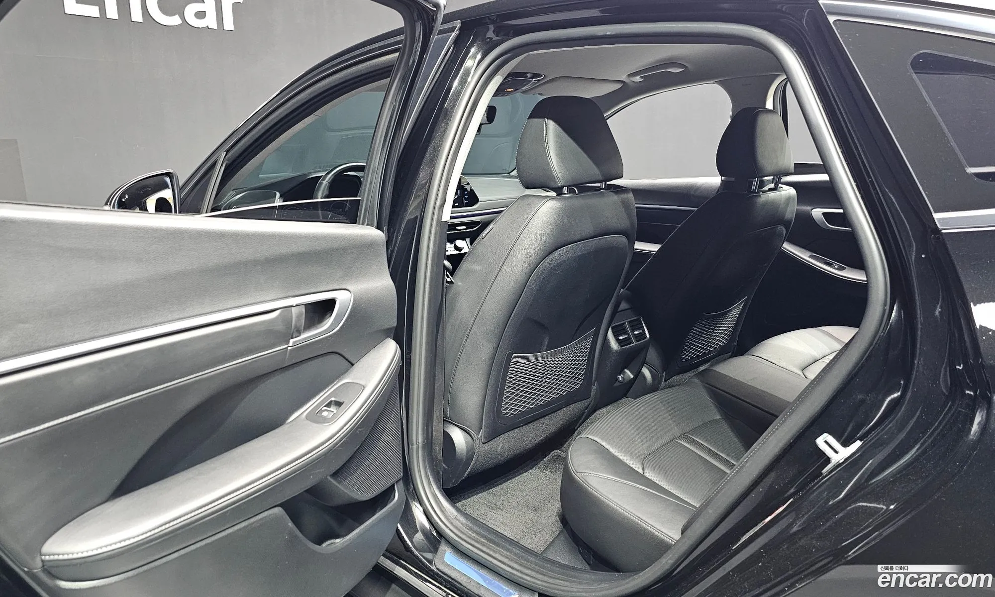 Hyundai Sonata 2019 KMHL141EBLA020877 — 33