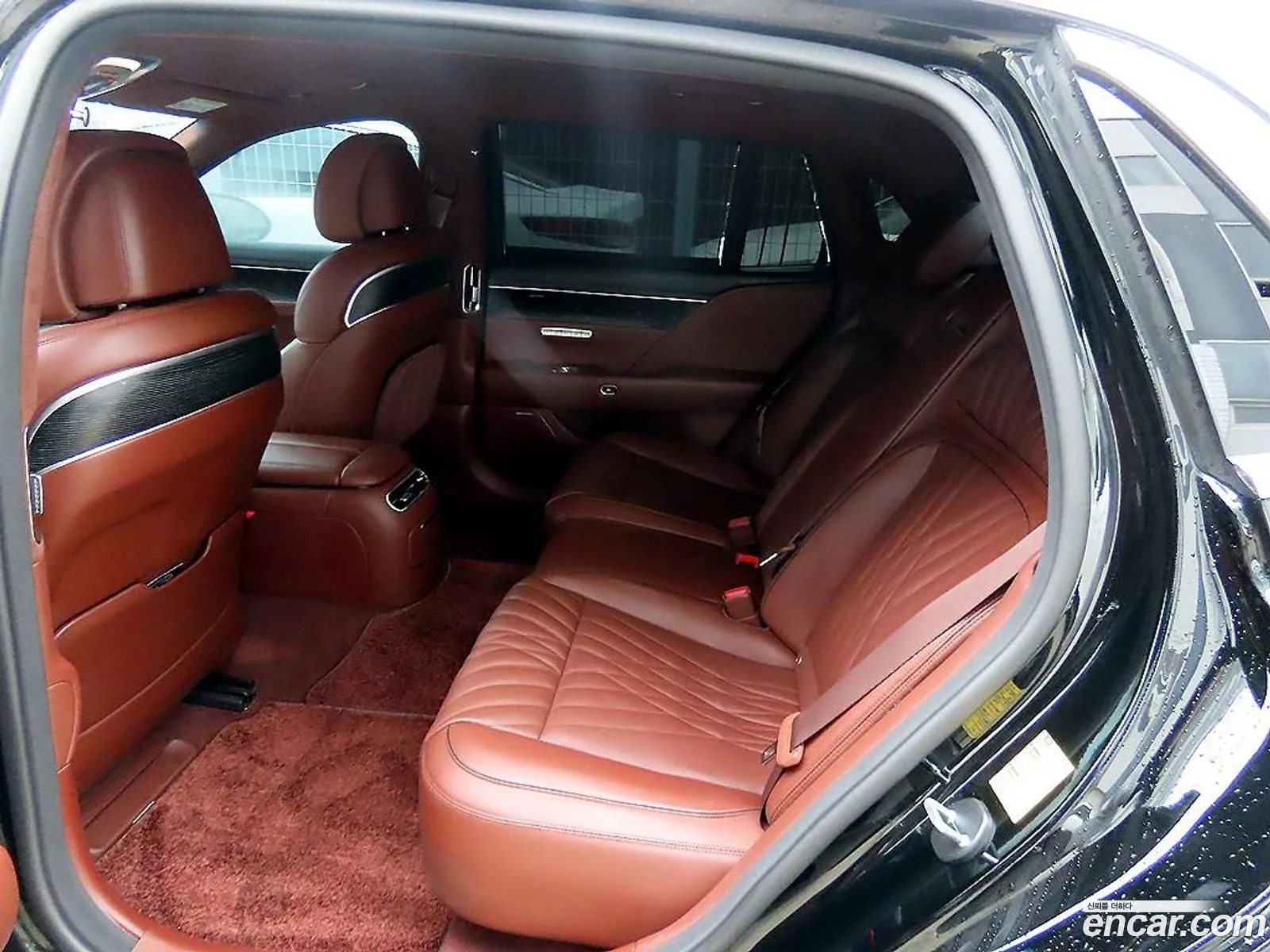 Genesis G90 2023 — 10