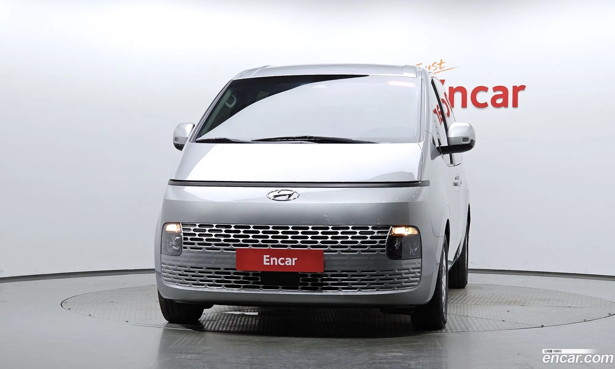 Hyundai Staria 2022 — 10