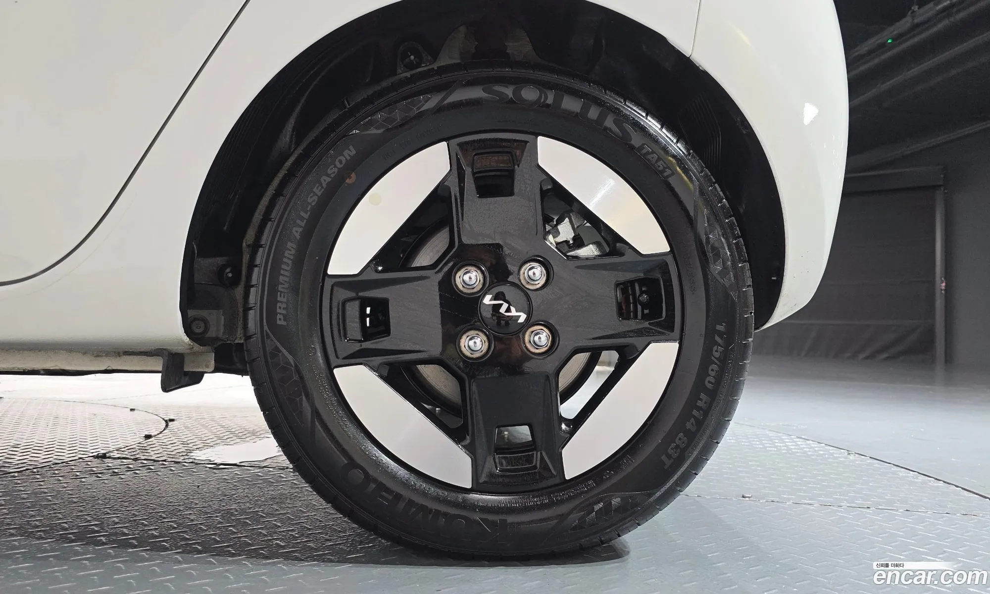 Kia Kia Ray EV 2024 — 12