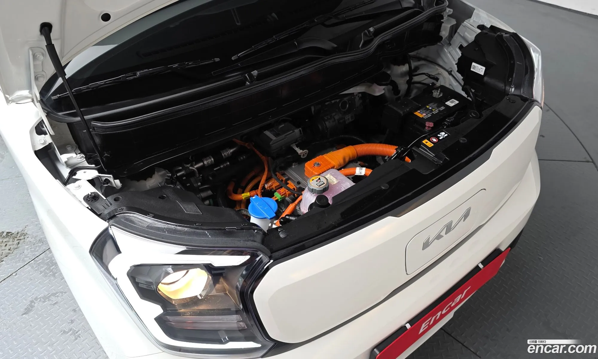 Kia Kia Ray EV 2024 — 24