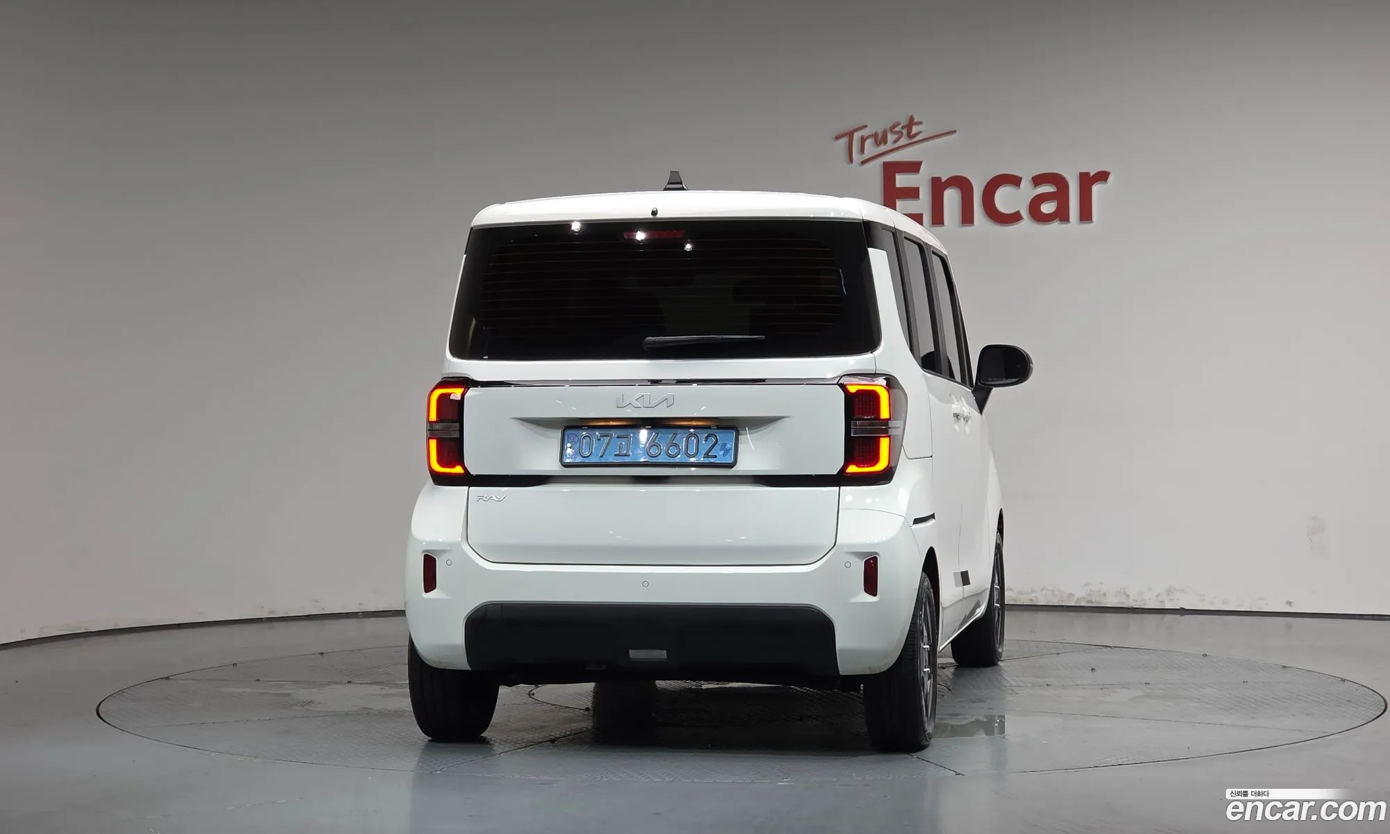 Kia Kia Ray EV 2024 — 11