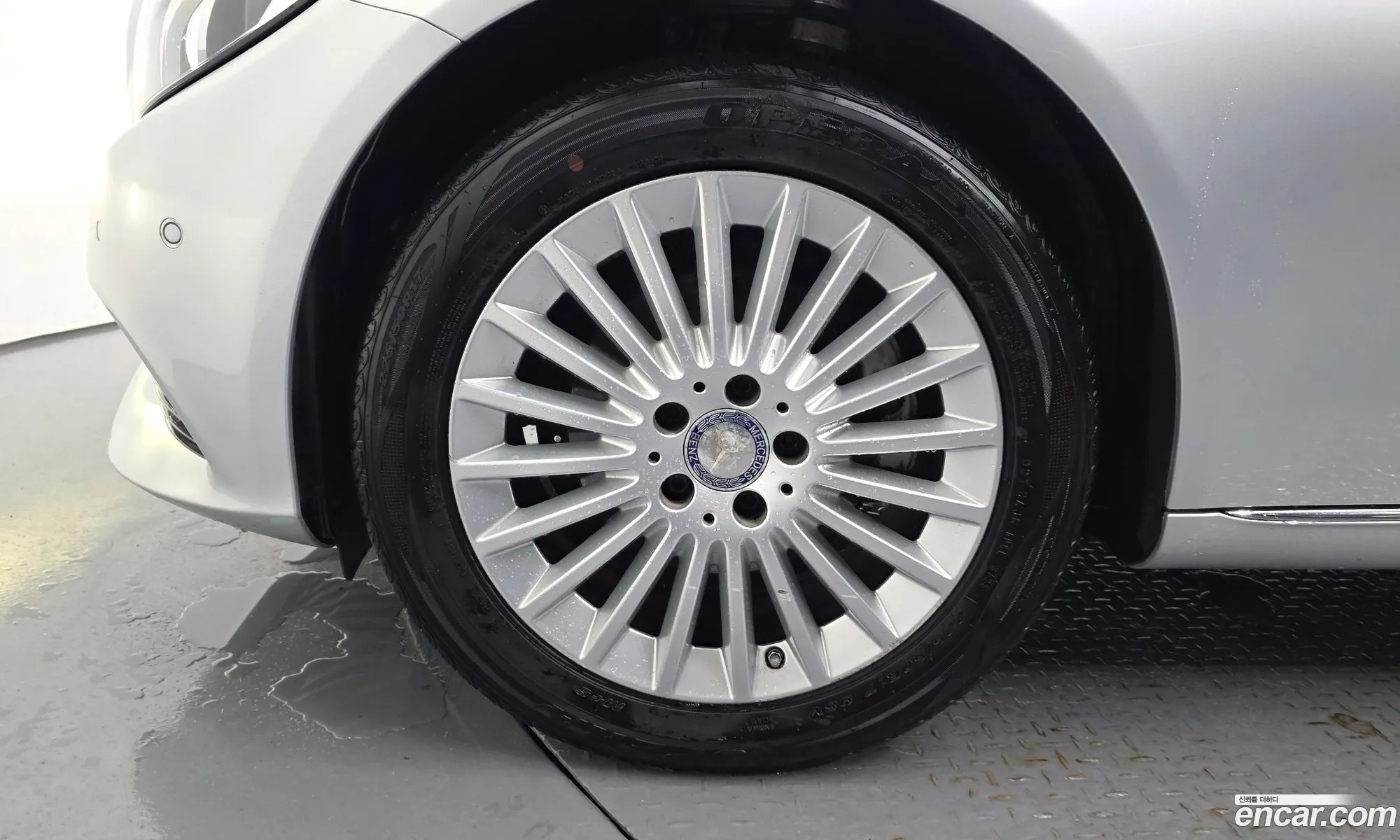 Mercedes-Benz C-Class W205 2014 WDDWF0EB5FF038080 — 3