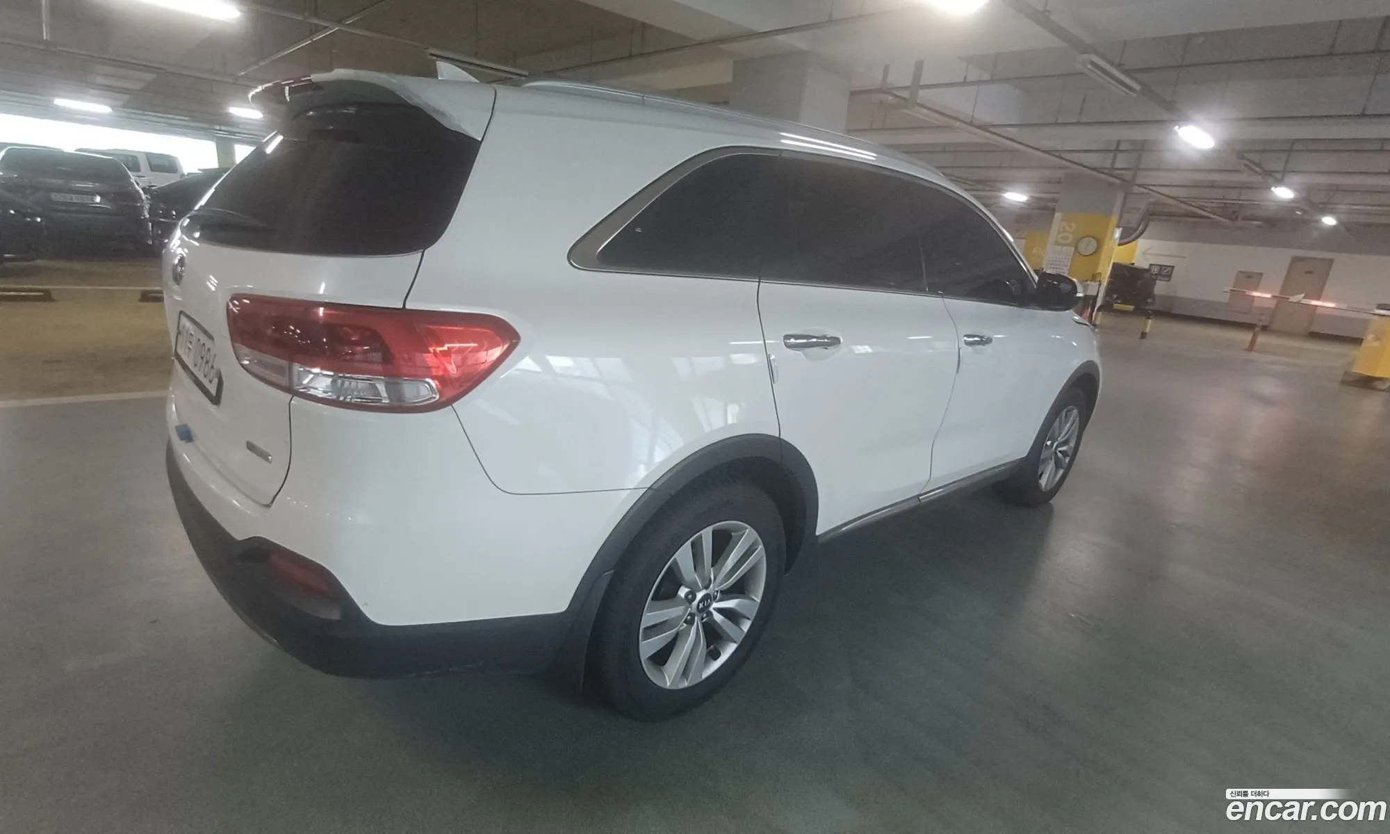 Kia Sorento 2015 — 17