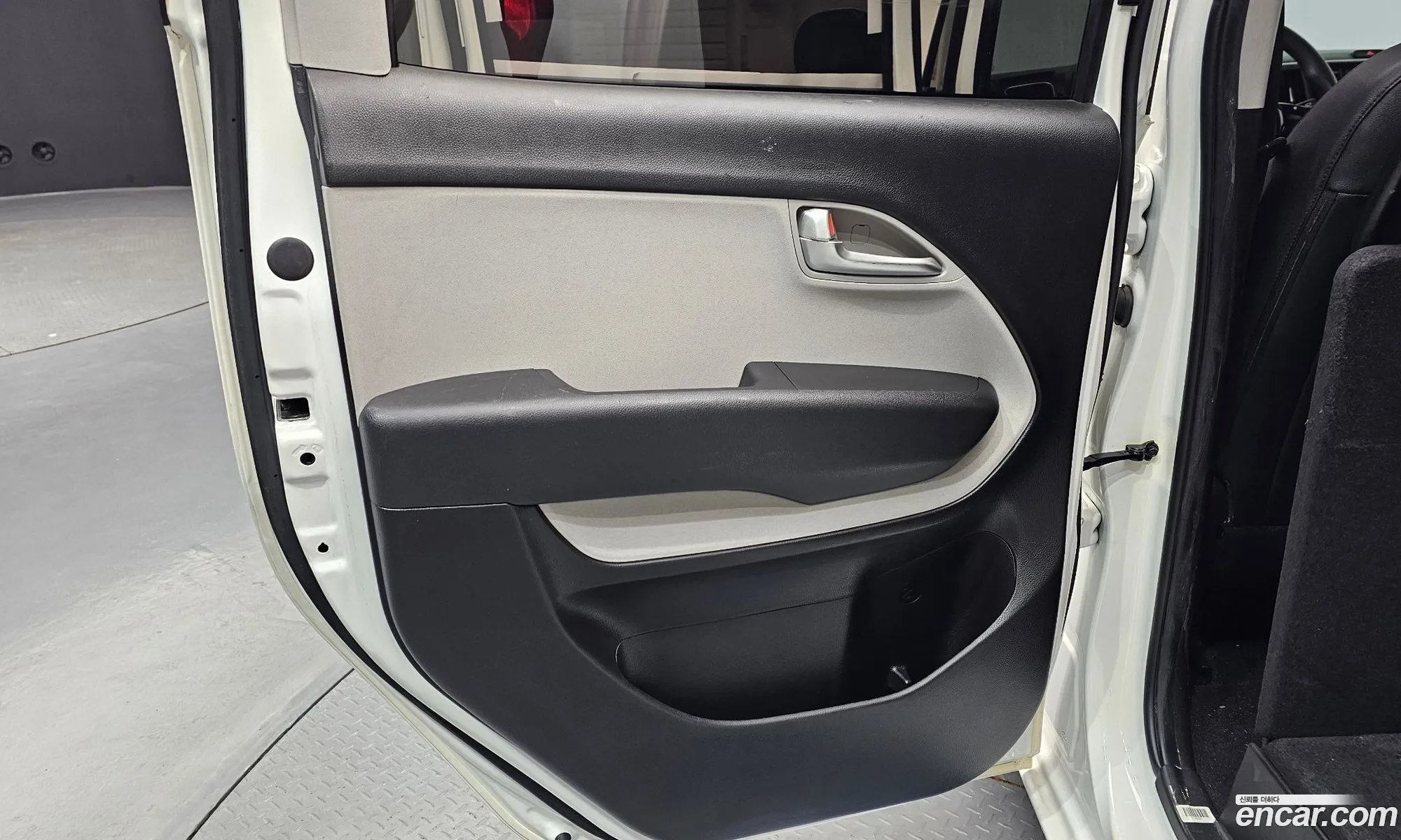 Kia Ray 2022 KNACF911BNT294792 — 13