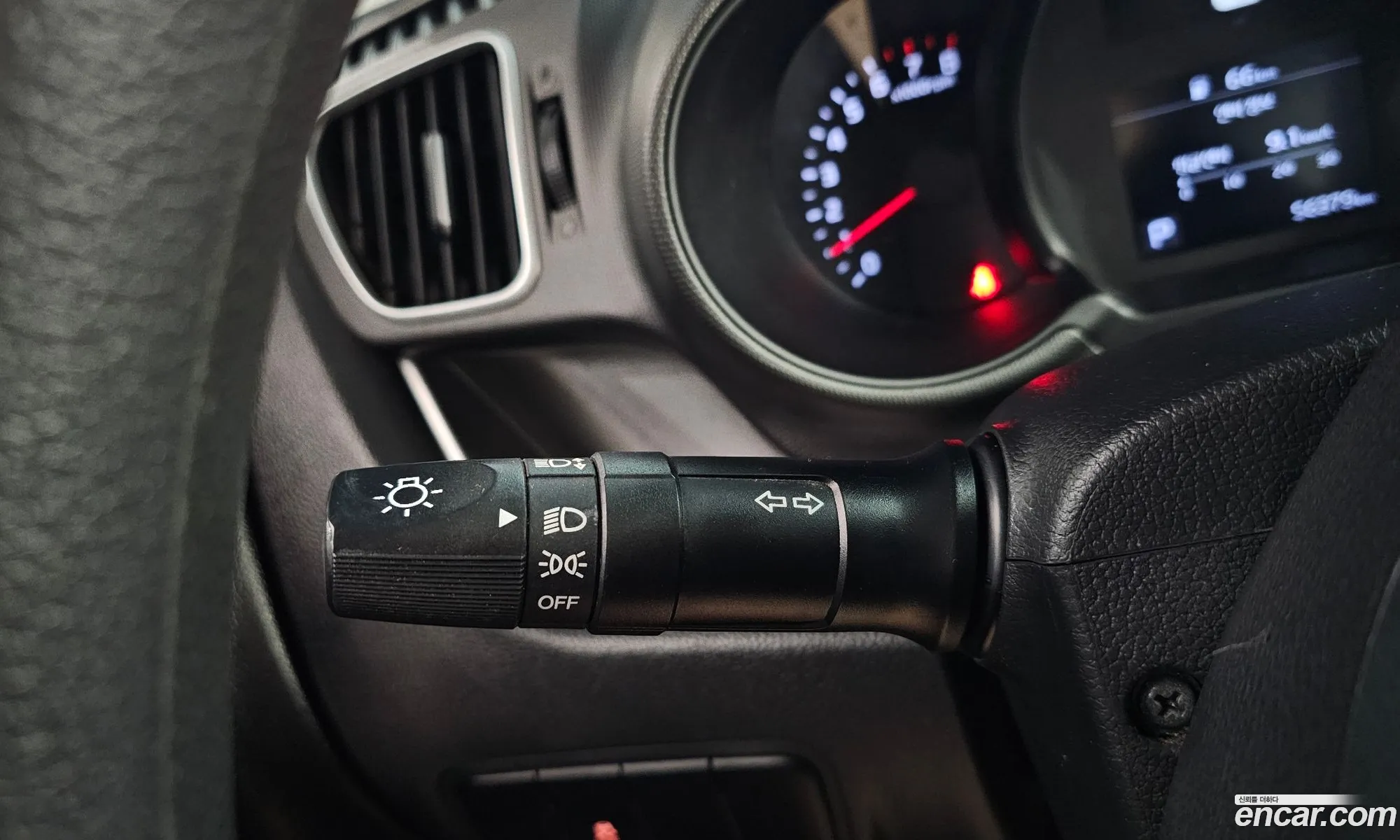Kia Ray 2022 KNACF911BNT294792 — 5