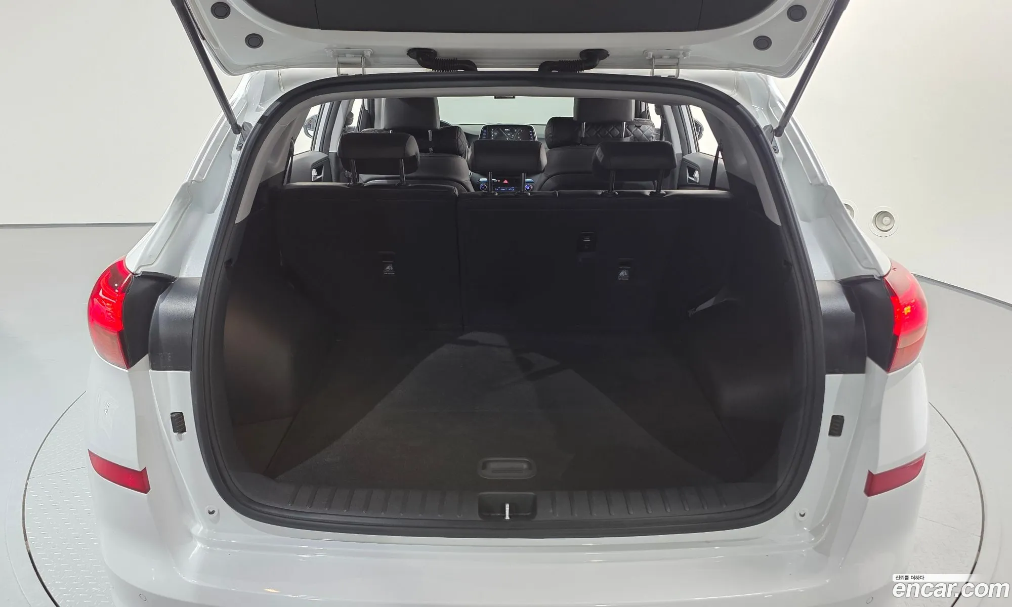 Hyundai Tucson 2018 KMHJ581ABKU879059 — 17