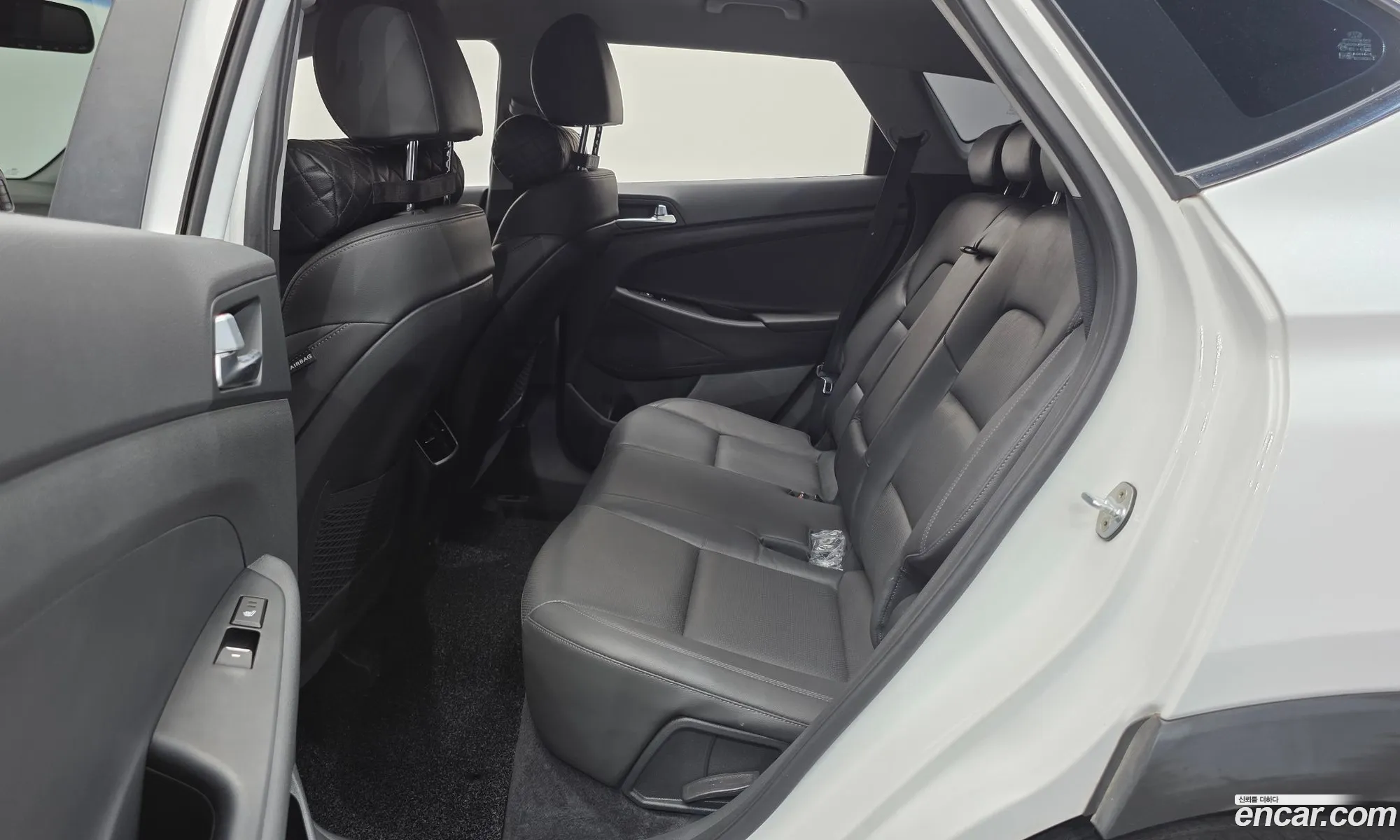 Hyundai Tucson 2018 KMHJ581ABKU879059 — 2