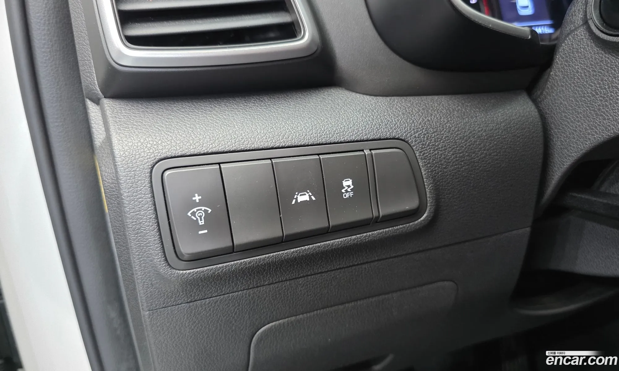 Hyundai Tucson 2018 KMHJ581ABKU879059 — 7