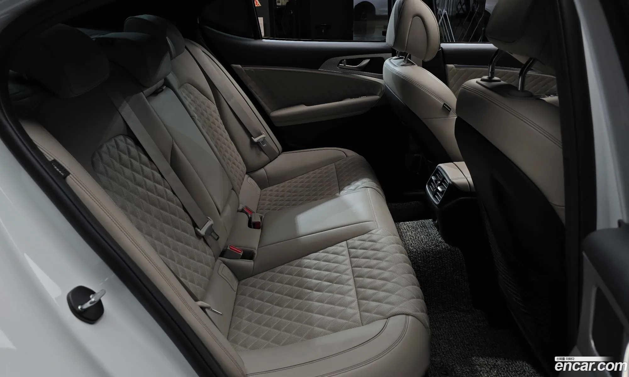 Genesis G70 2021 KMTG641EDMU091912 — 15