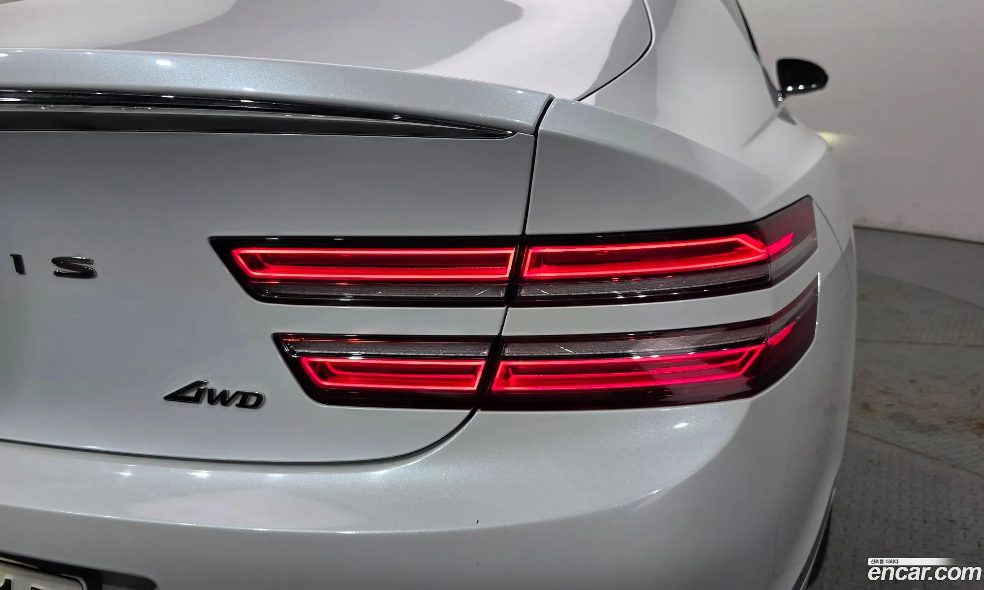 Genesis G80 2021 — 2