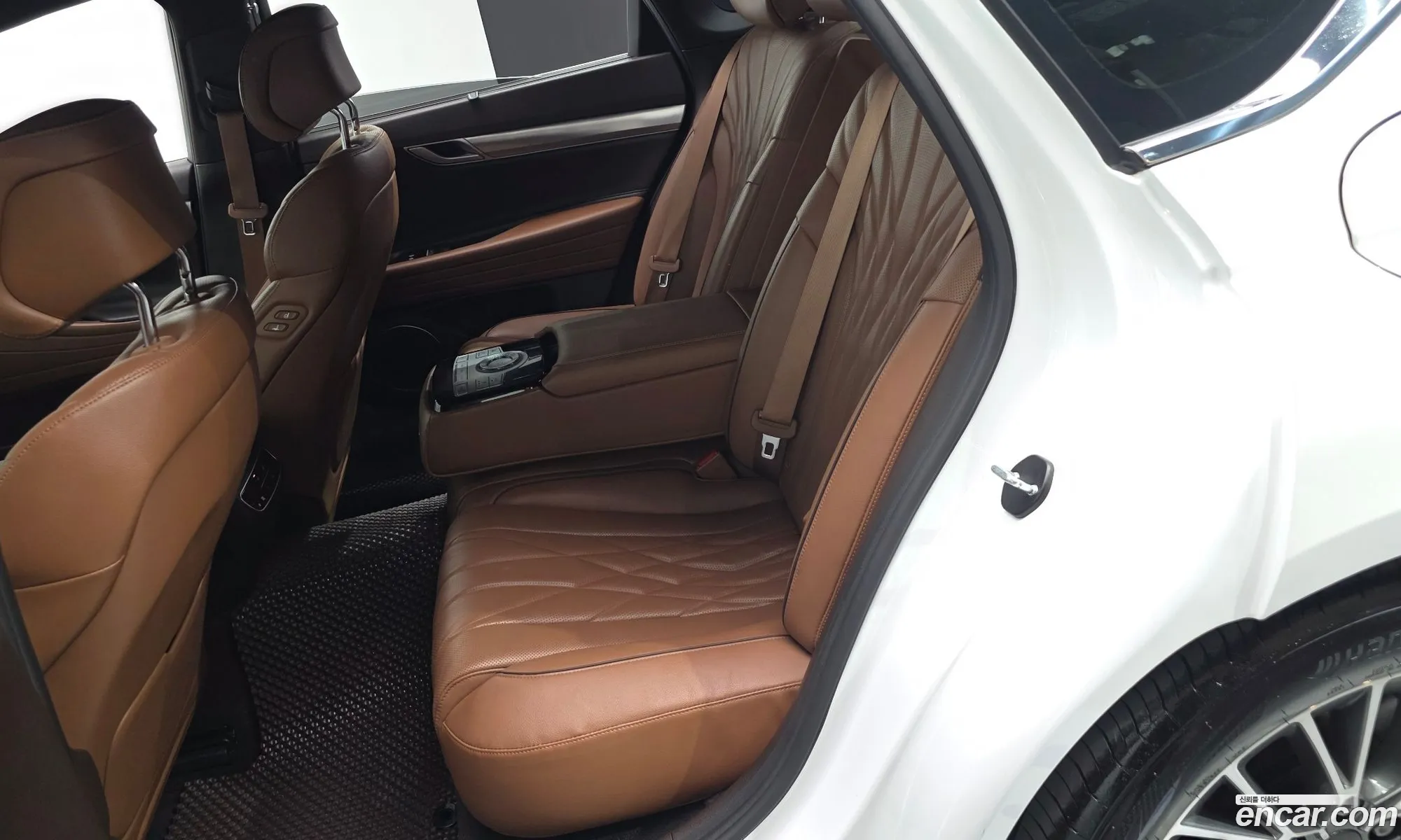 Genesis G80 2021 — 21