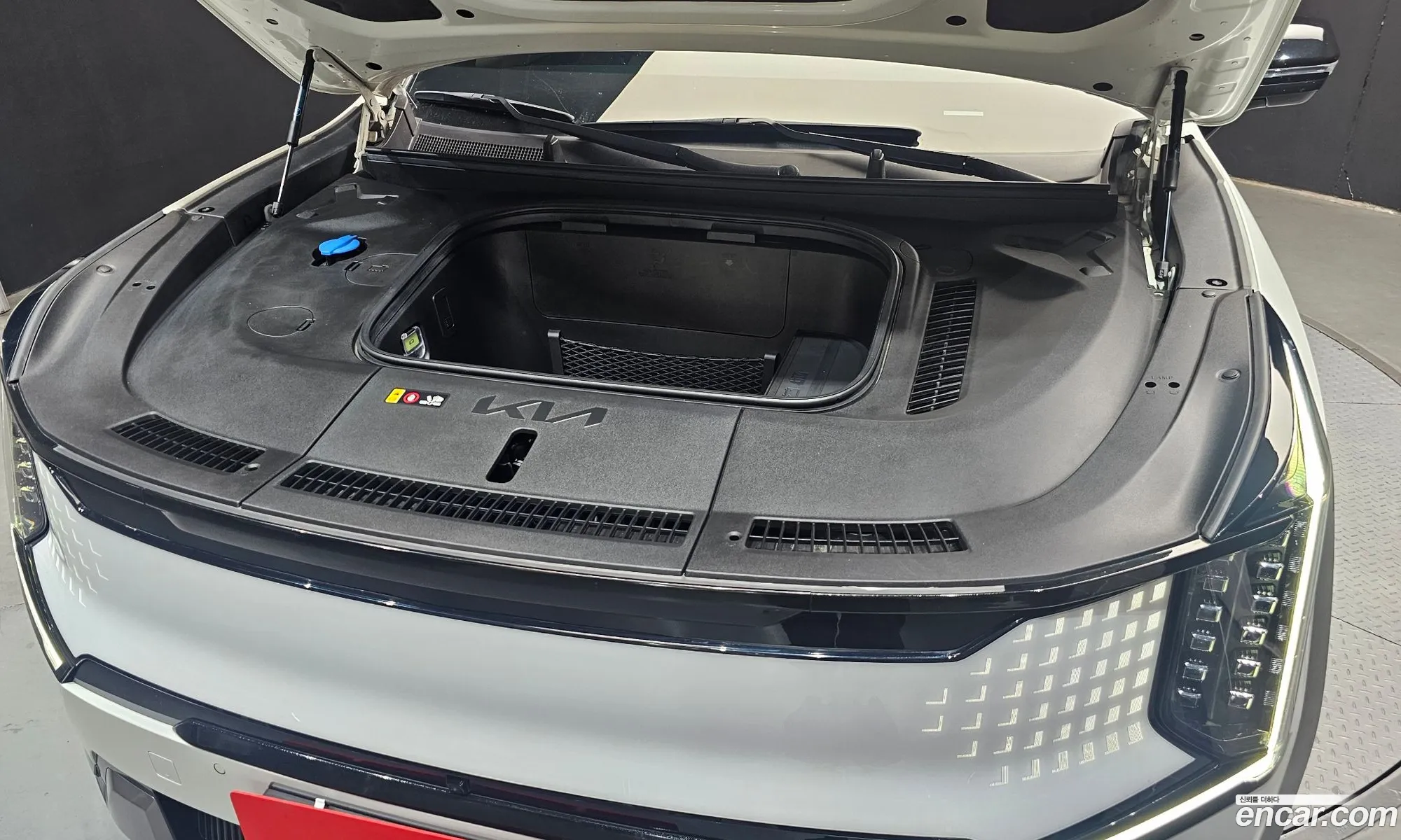 Kia EV9 2023 KNAAD811FRS004206 — 27