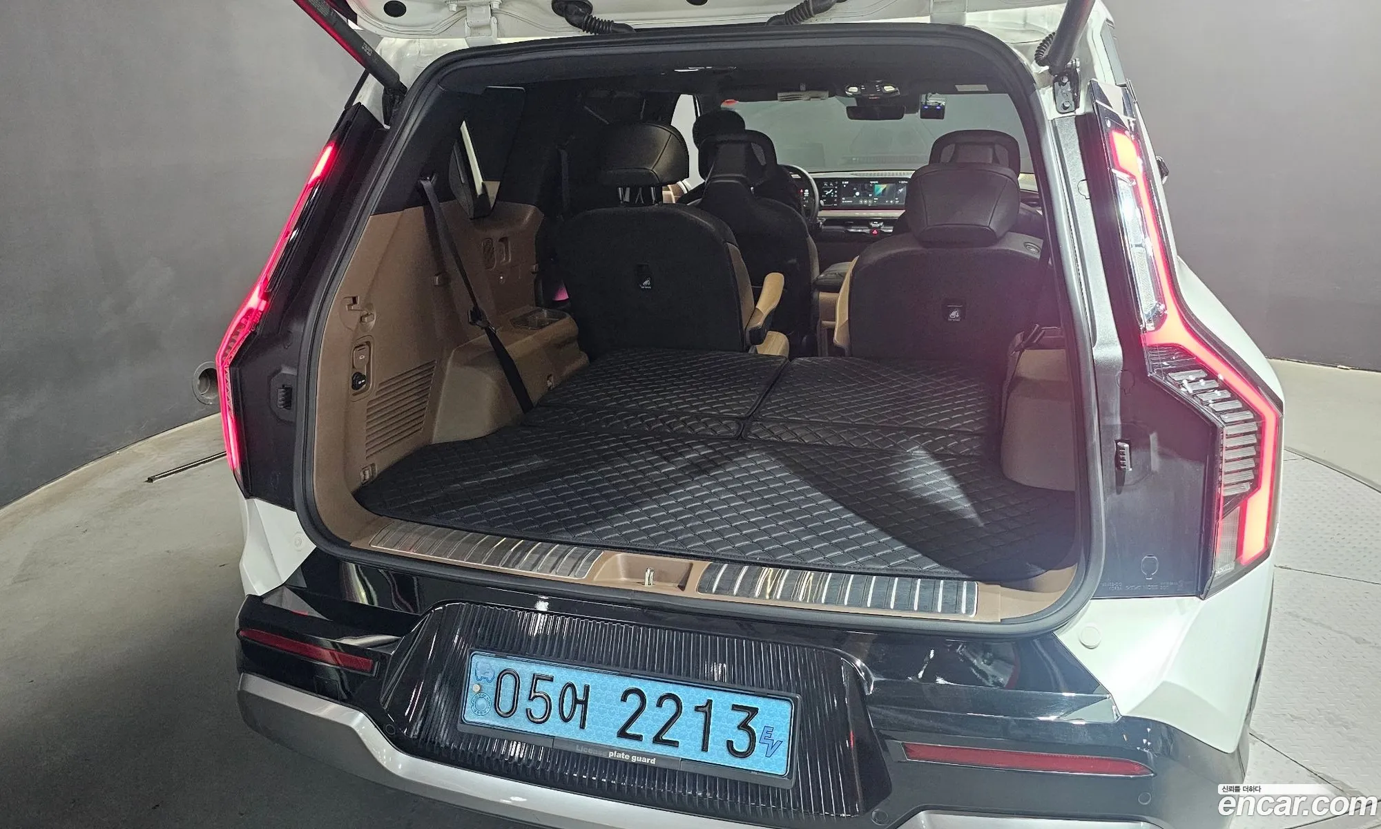 Kia EV9 2023 KNAAD811FRS004206 — 19