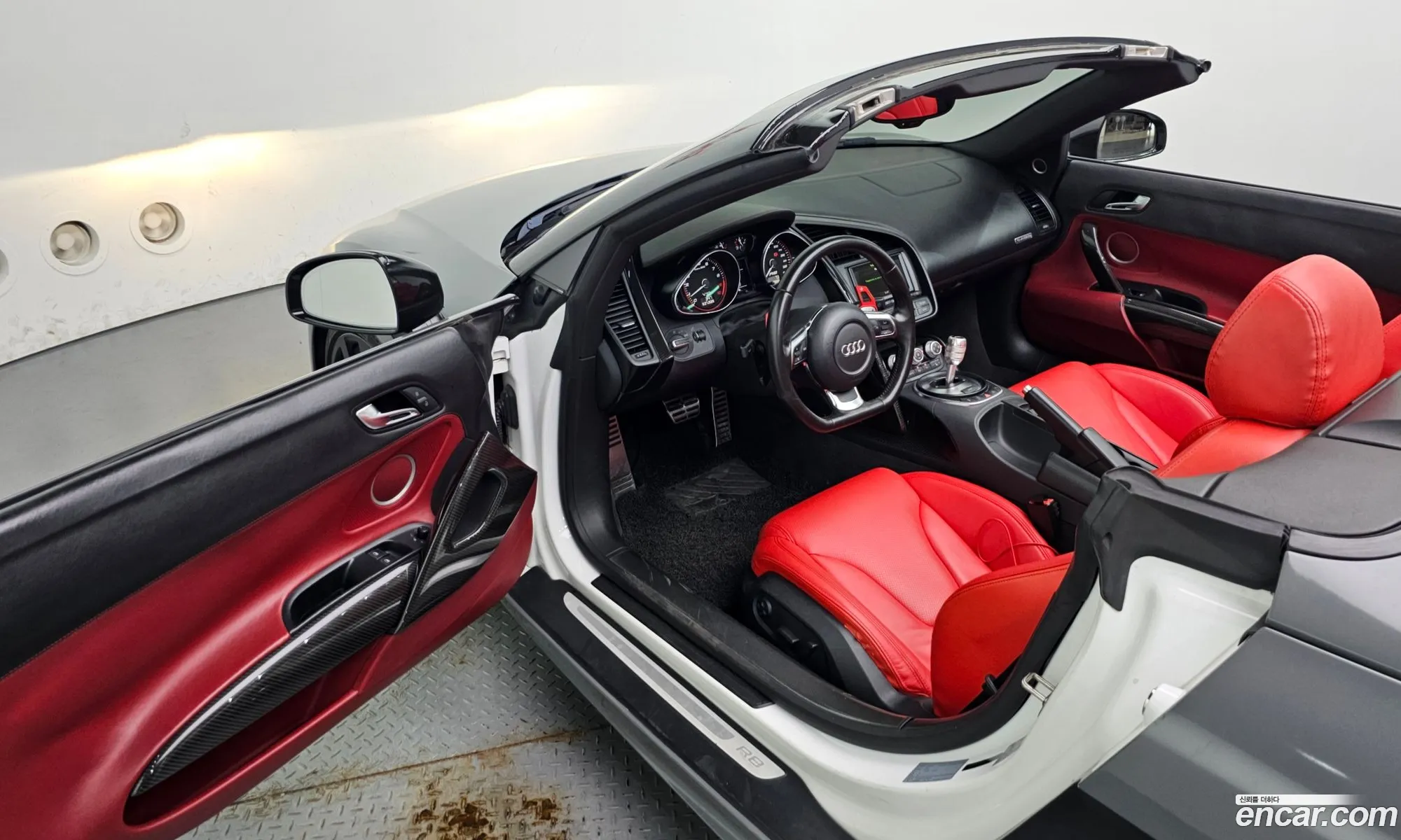 Audi R8 2012 WAUZZZ421CN001066 — 20