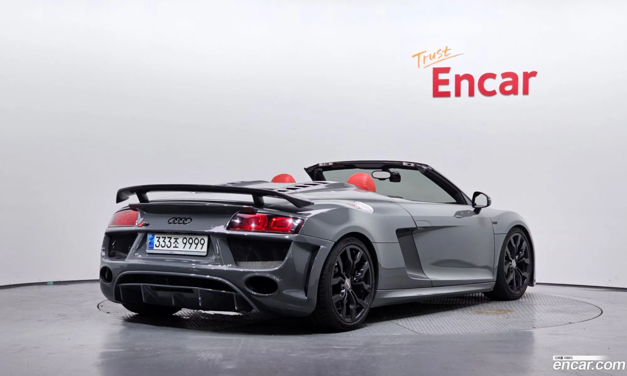 Audi R8 2012 WAUZZZ421CN001066 — 8
