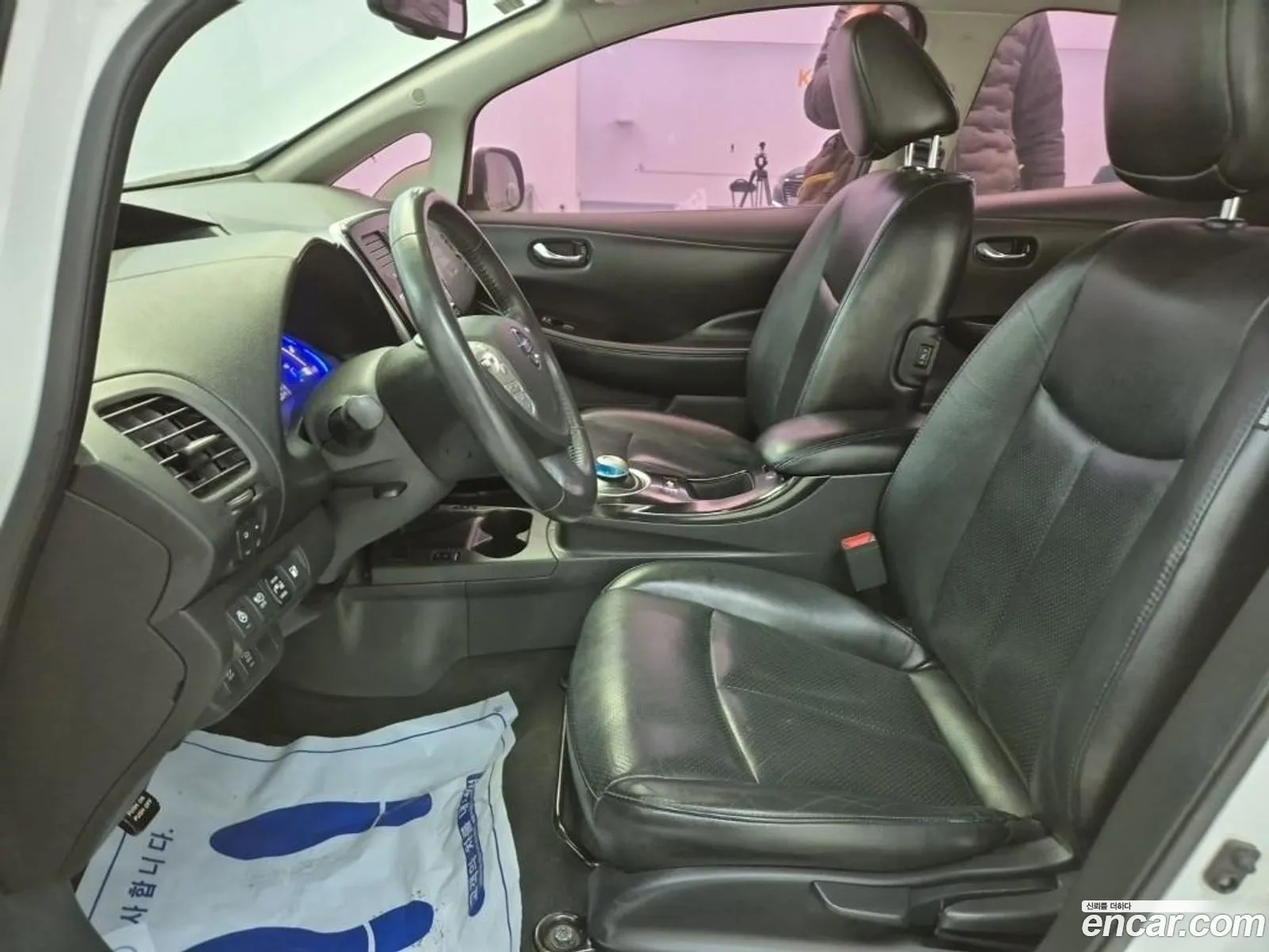 Nissan Leaf 2016 — 14