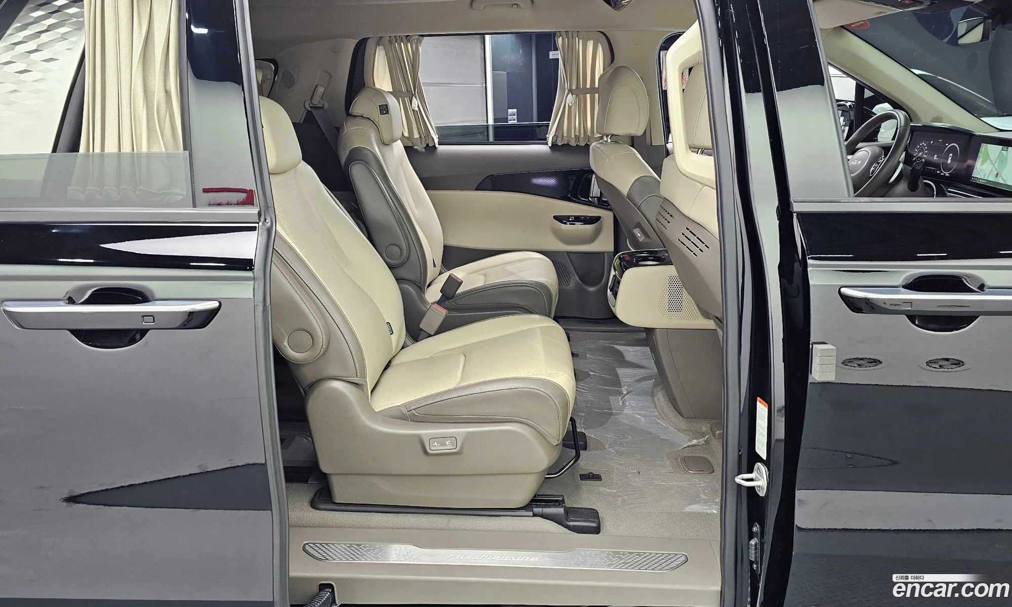 Kia Carnival 2022 KNANE813BPS202901 — 3