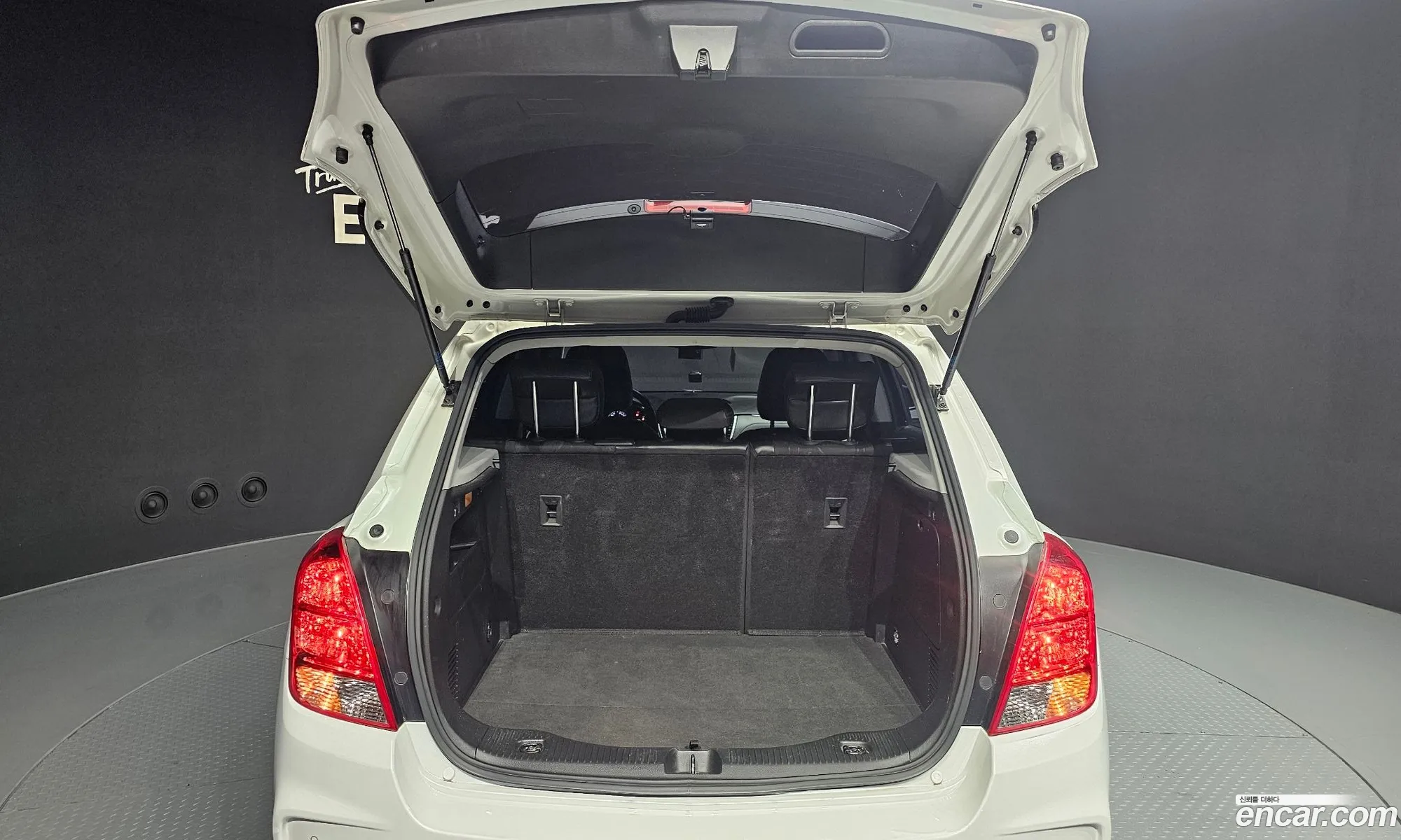 Chevrolet (GM Daewoo) Trax 2017 KLABA76BDJB500240 — 21