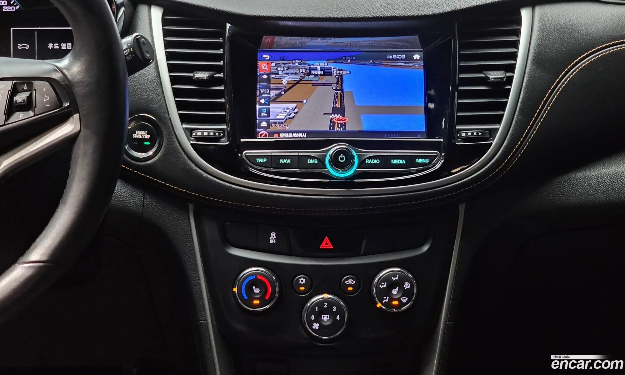 Chevrolet (GM Daewoo) Trax 2017 KLABA76BDJB500240 — 25