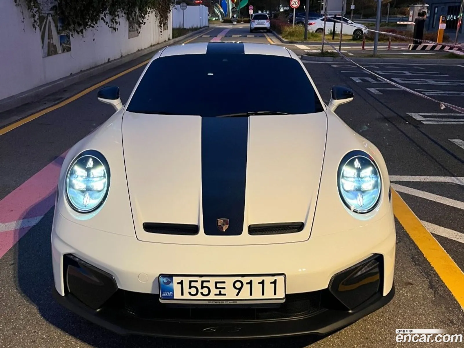 Porsche 911 2025 — 17