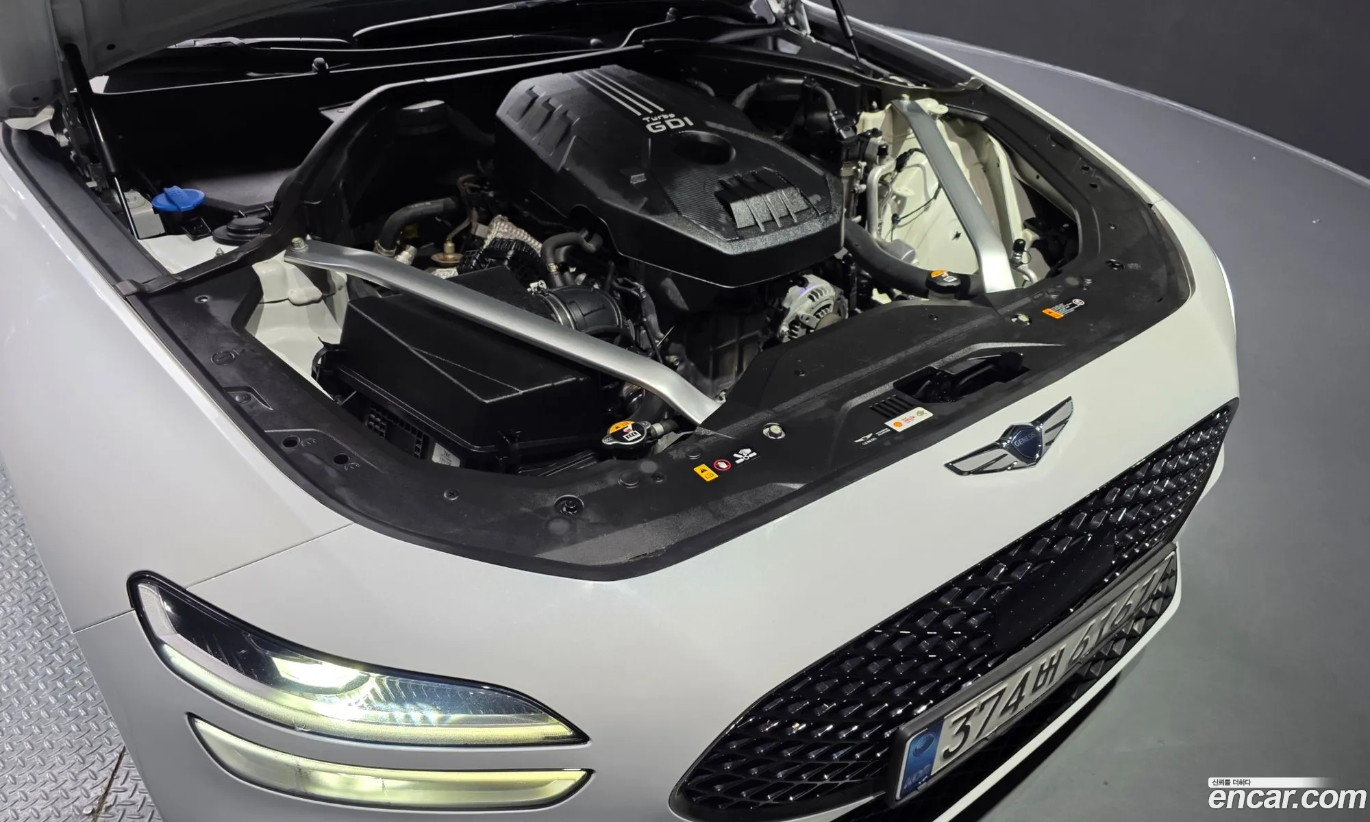 Genesis G70 2021 KMTG141ABMU080147 — 9