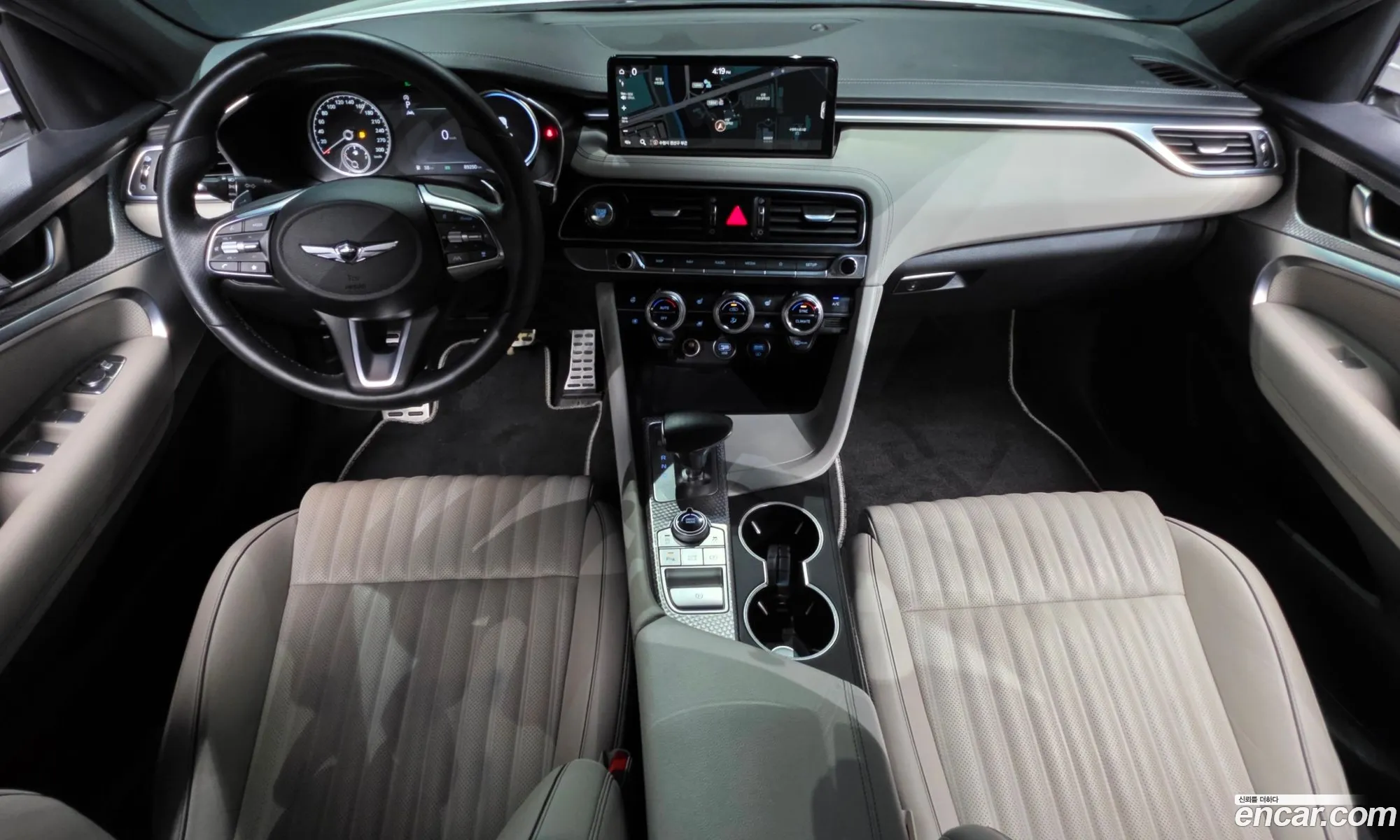 Genesis G70 2021 KMTG141ABMU080147 — 14
