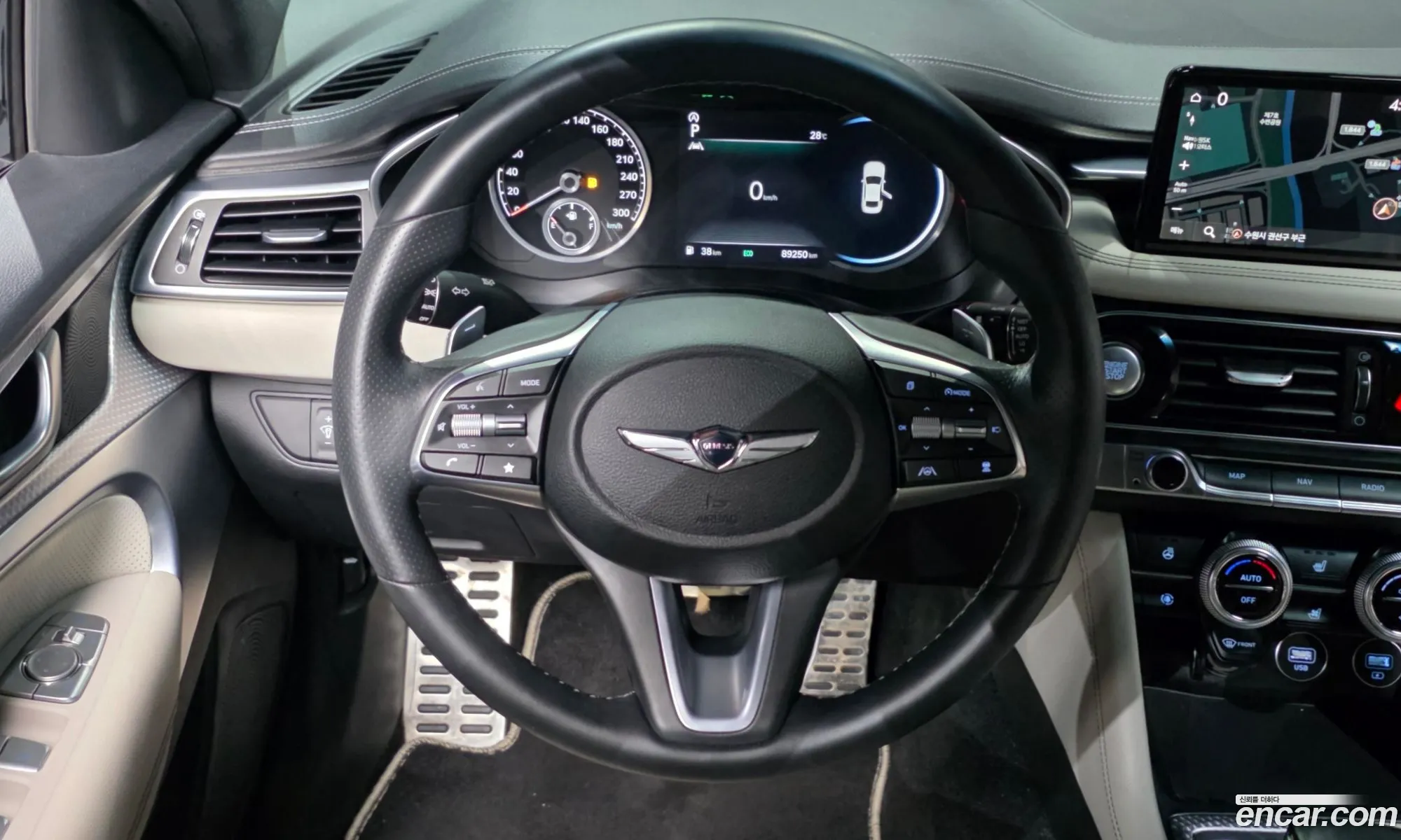 Genesis G70 2021 KMTG141ABMU080147 — 5