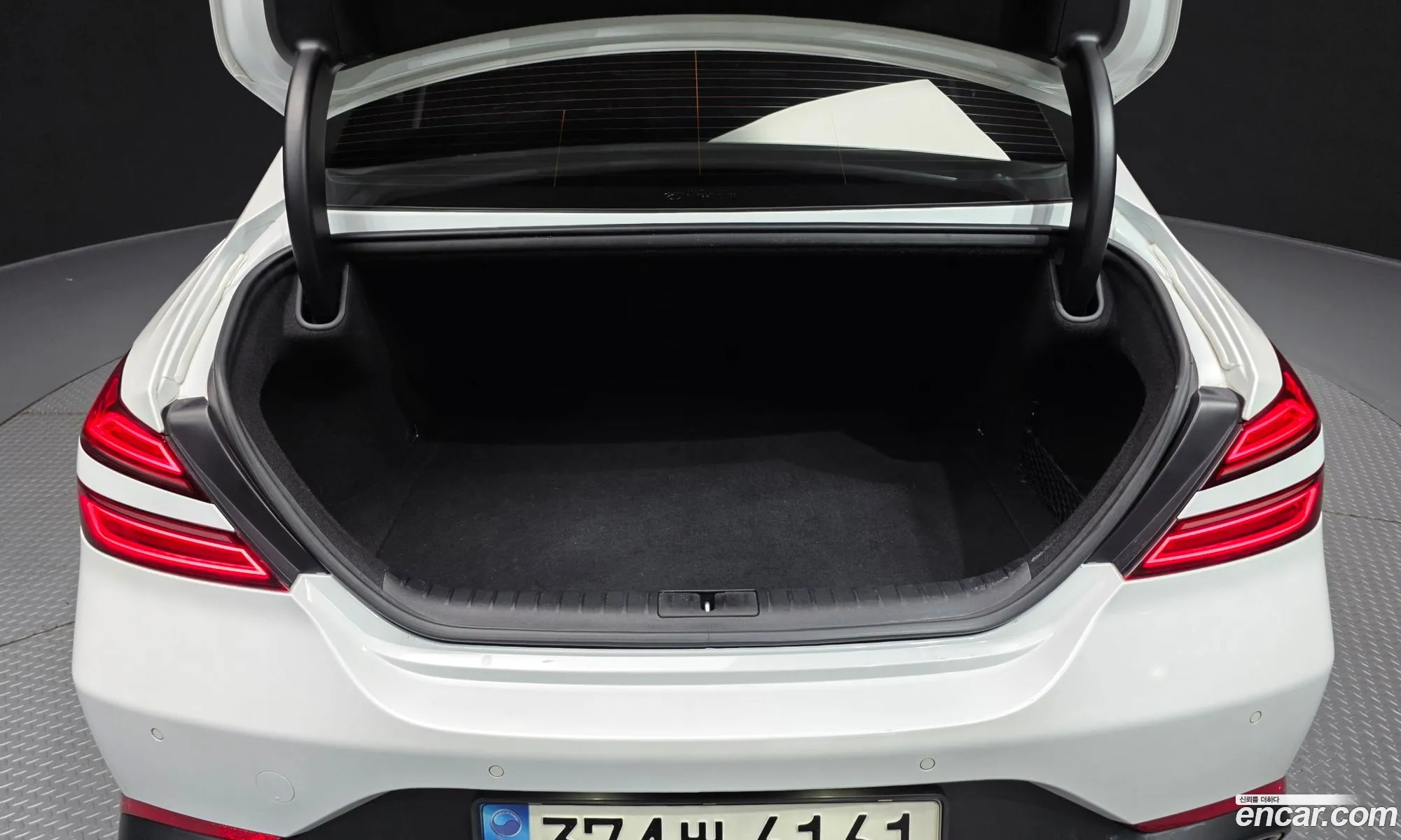 Genesis G70 2021 KMTG141ABMU080147 — 13