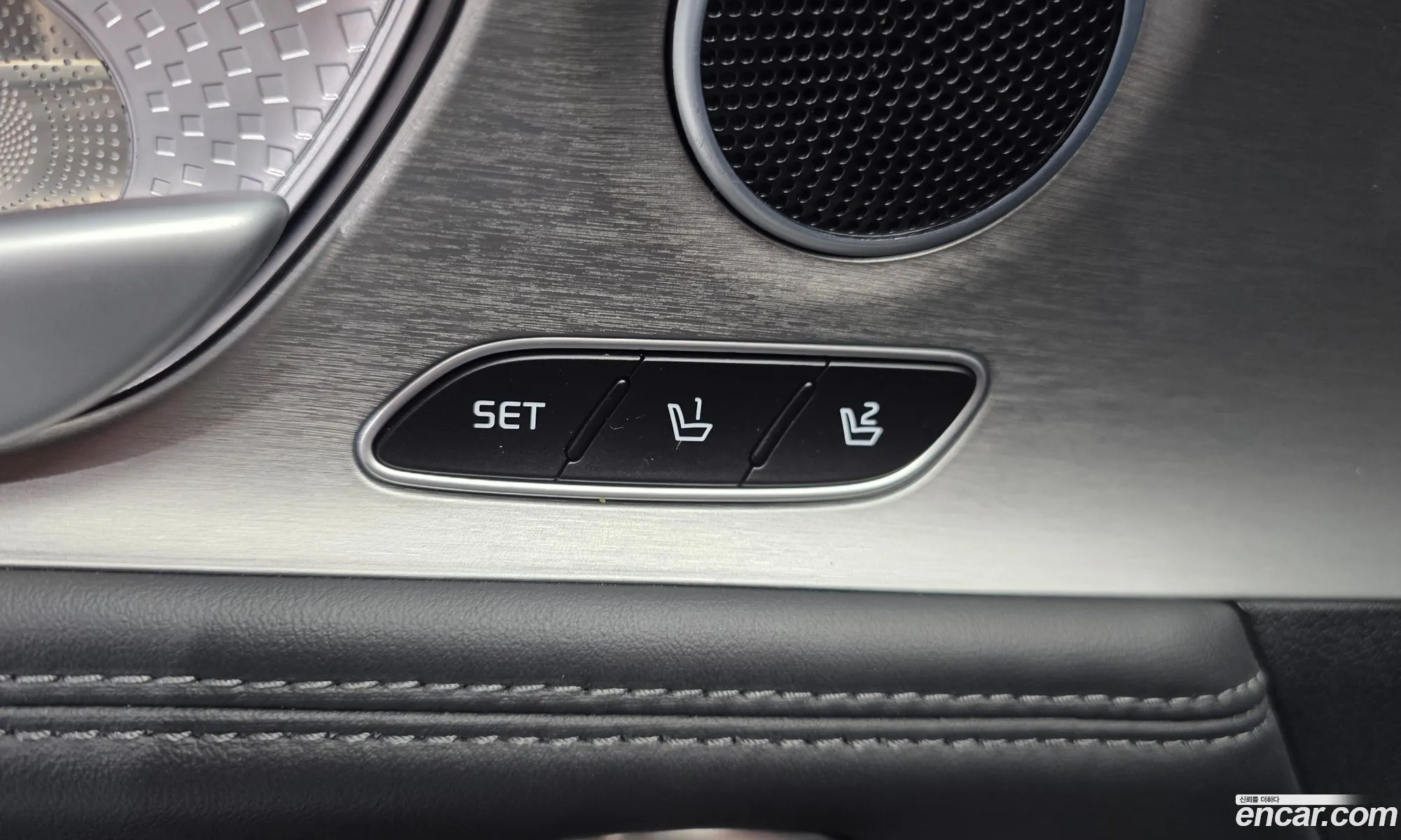 Kia Stinger 2019 KNAE351ABKS064756 — 2