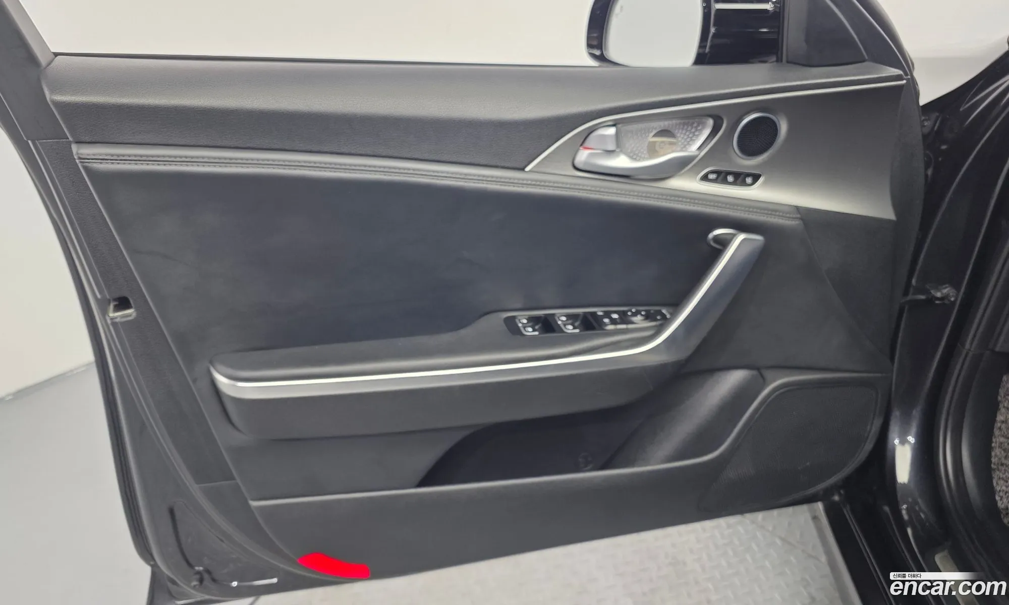 Kia Stinger 2019 KNAE351ABKS064756 — 14