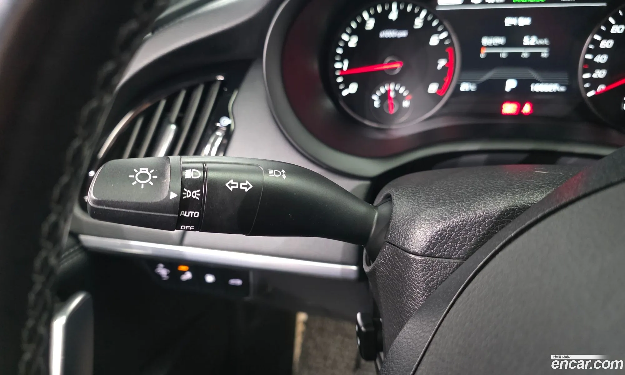 Kia Stinger 2019 KNAE351ABKS064756 — 24