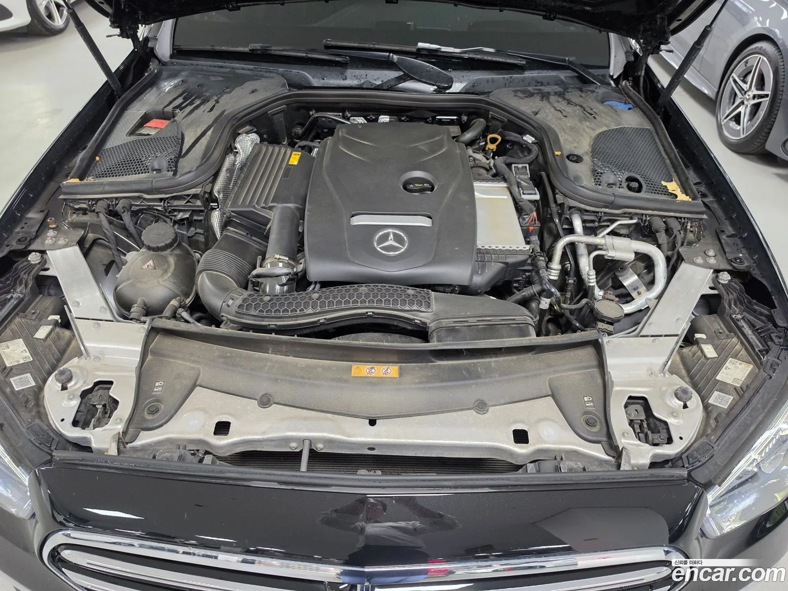 Mercedes-Benz E-Class W213 2023 — 10