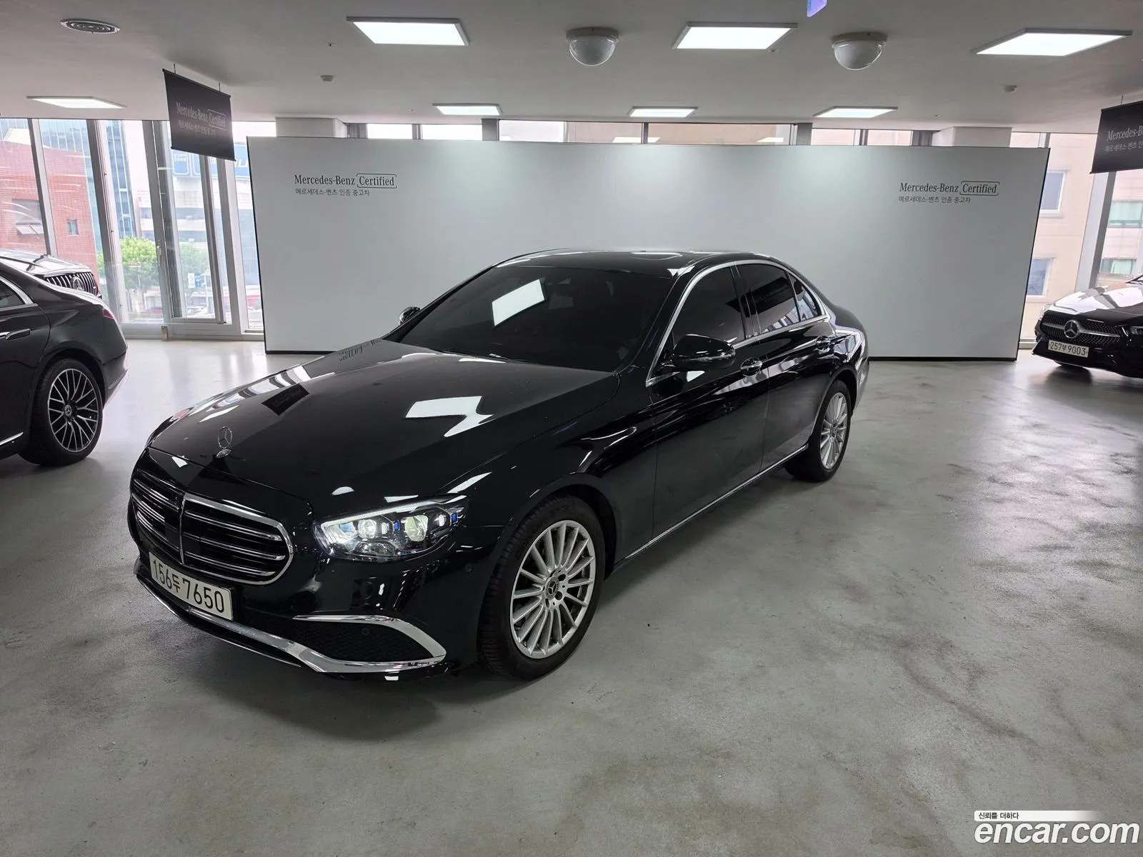 Mercedes-Benz E-Class W213 2023 — 18