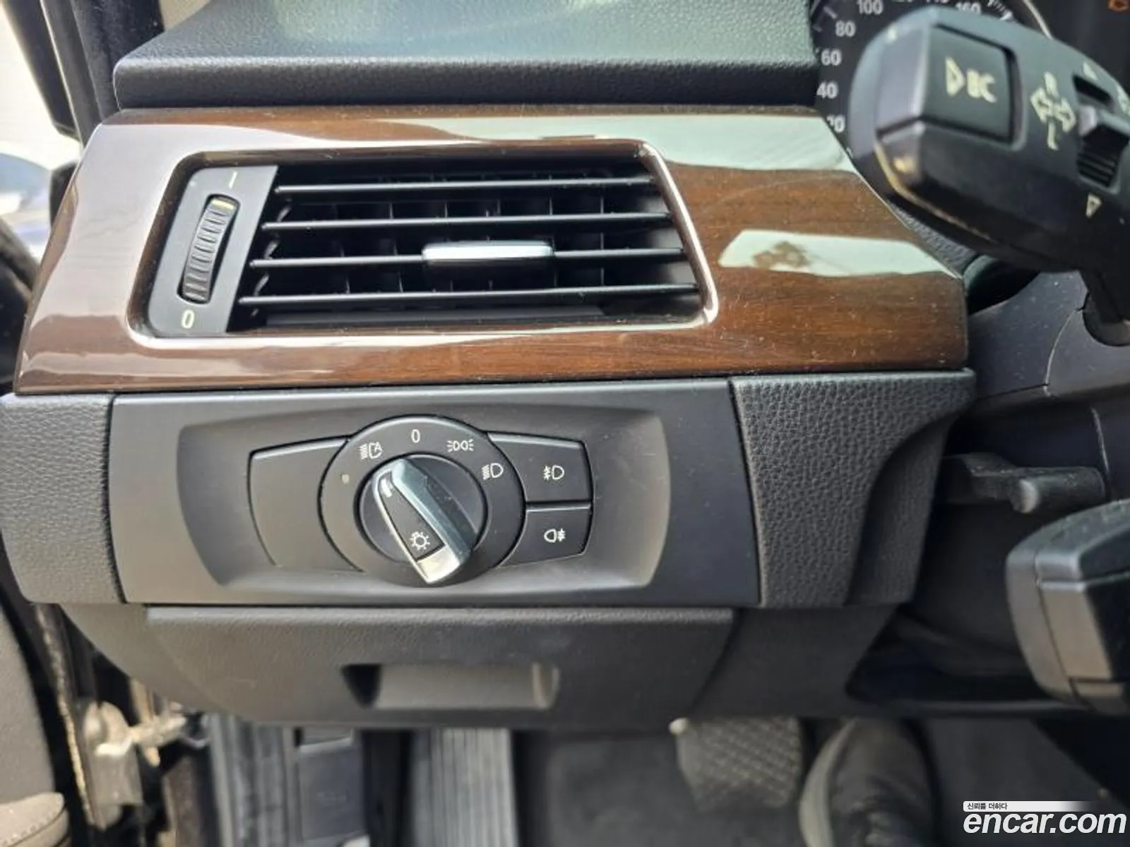 BMW 3 Series 2009 — 3