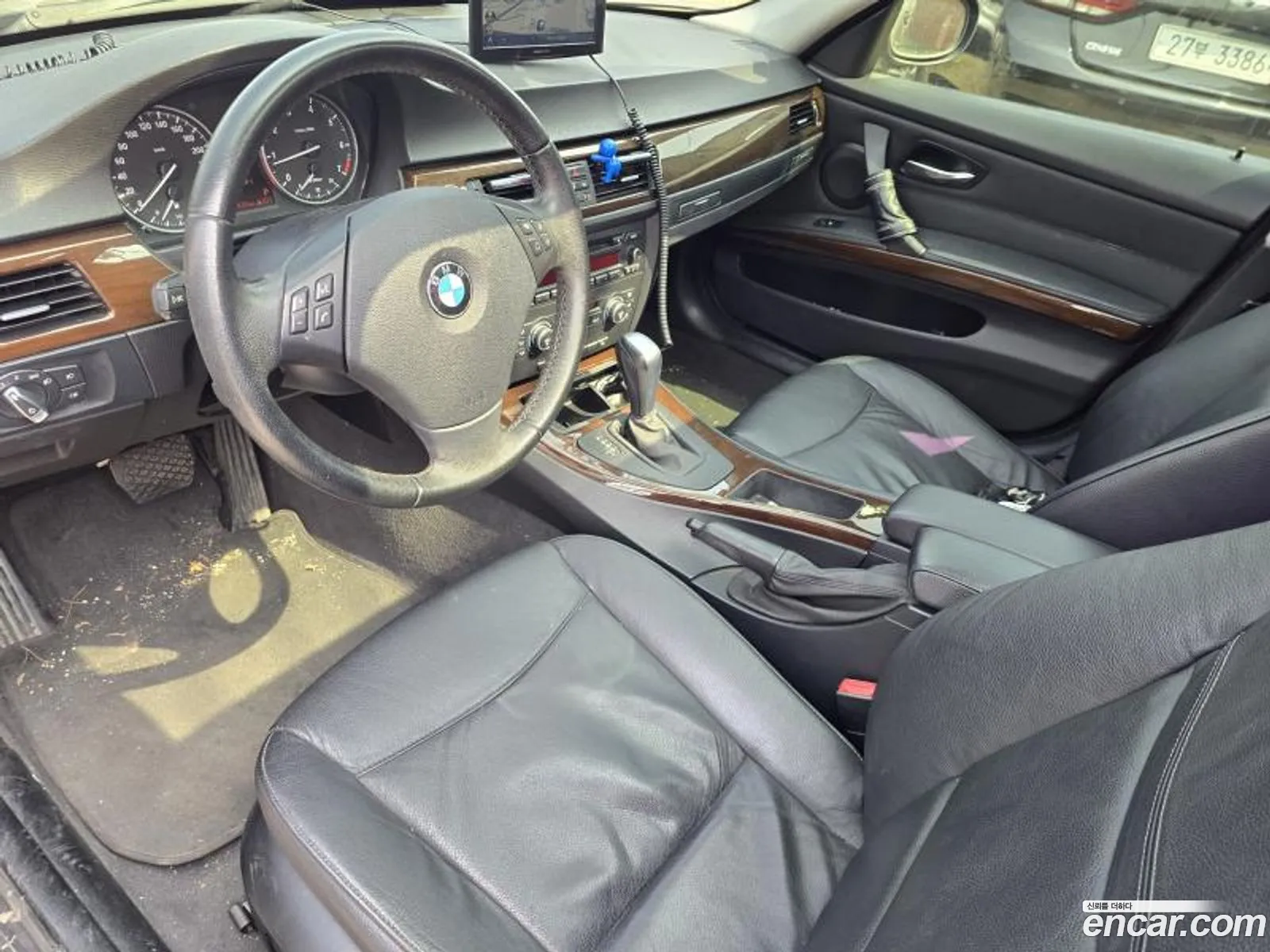 BMW 3 Series 2009 — 16