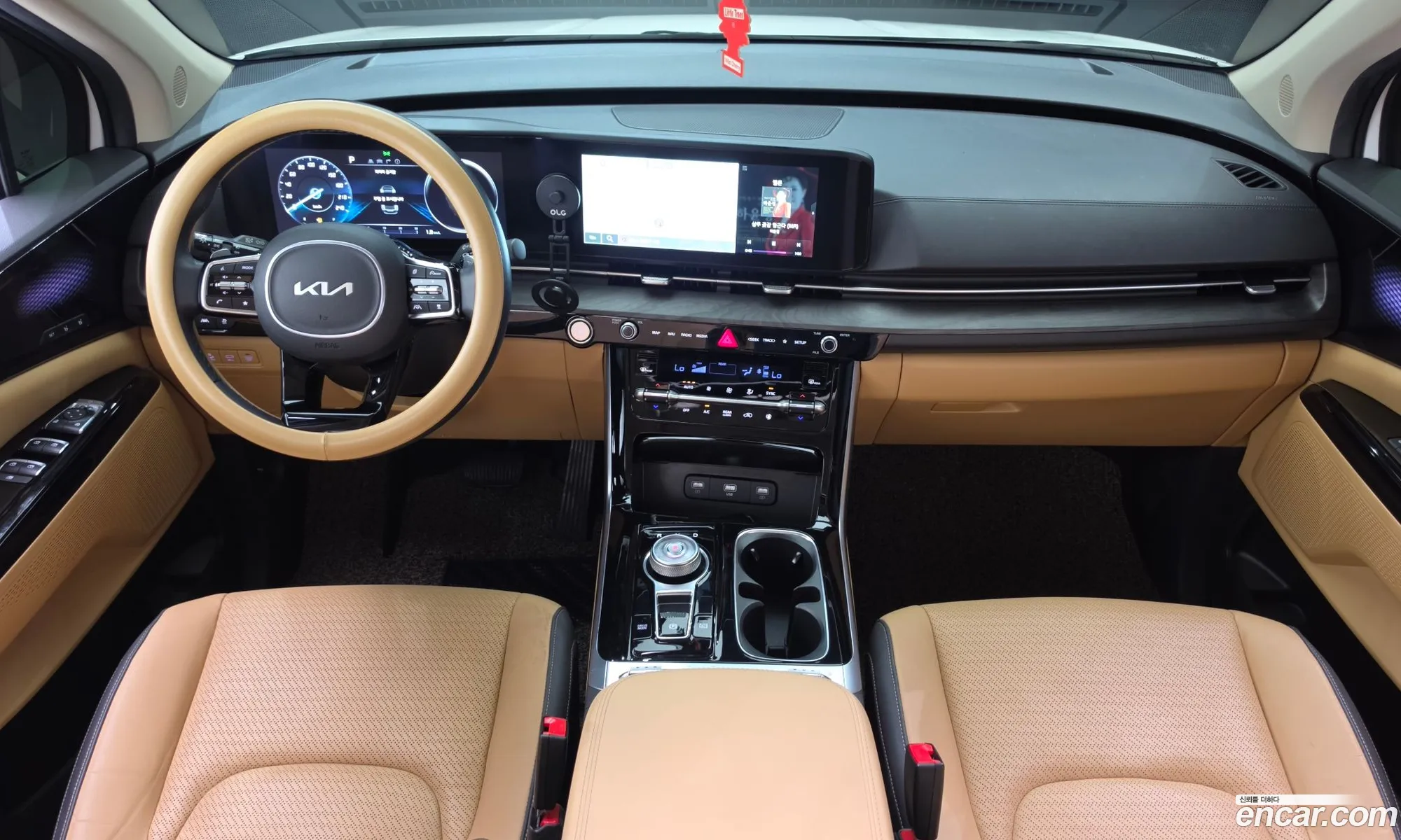 Kia Carnival 2023 KNANE813BPS288117 — 3