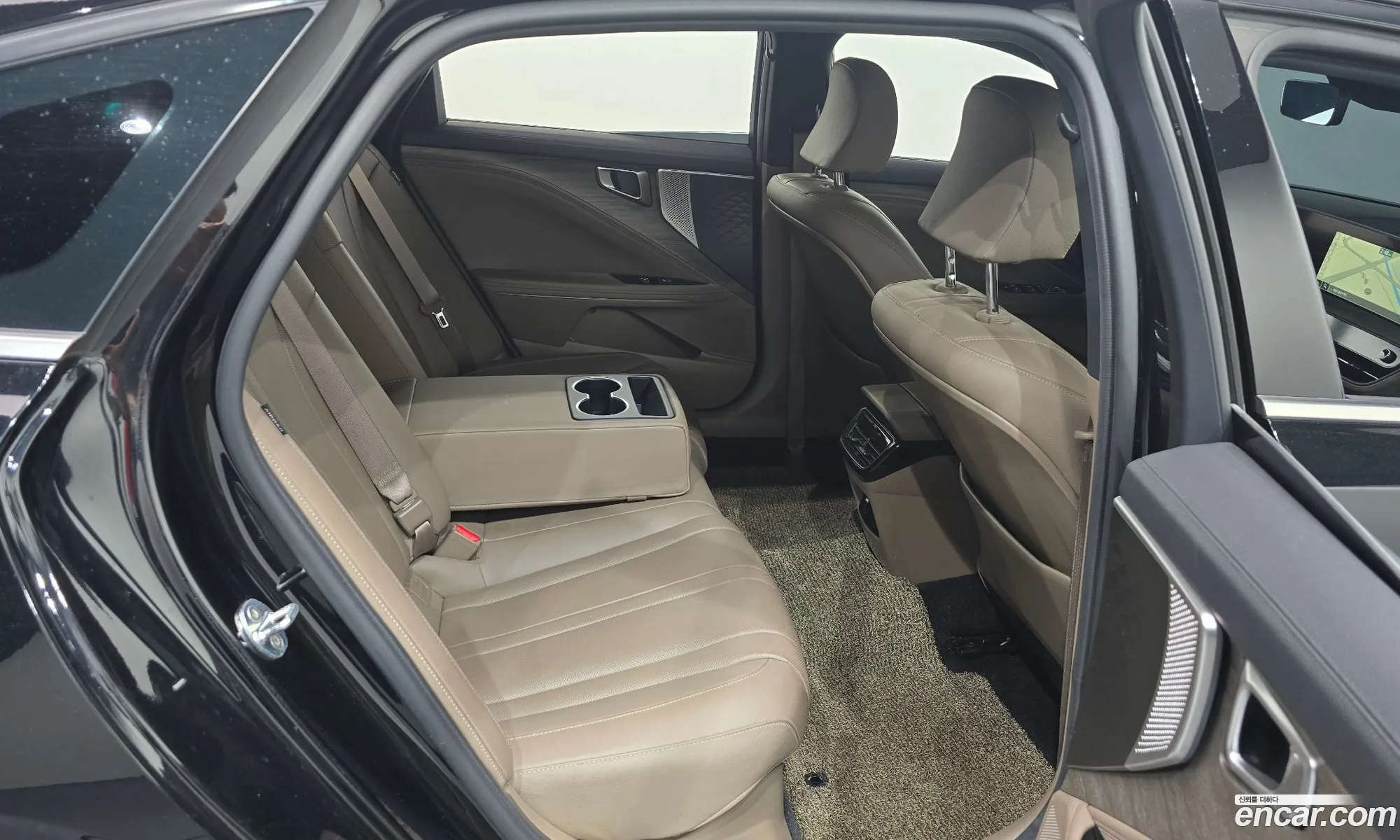 Kia K8 Hybrid