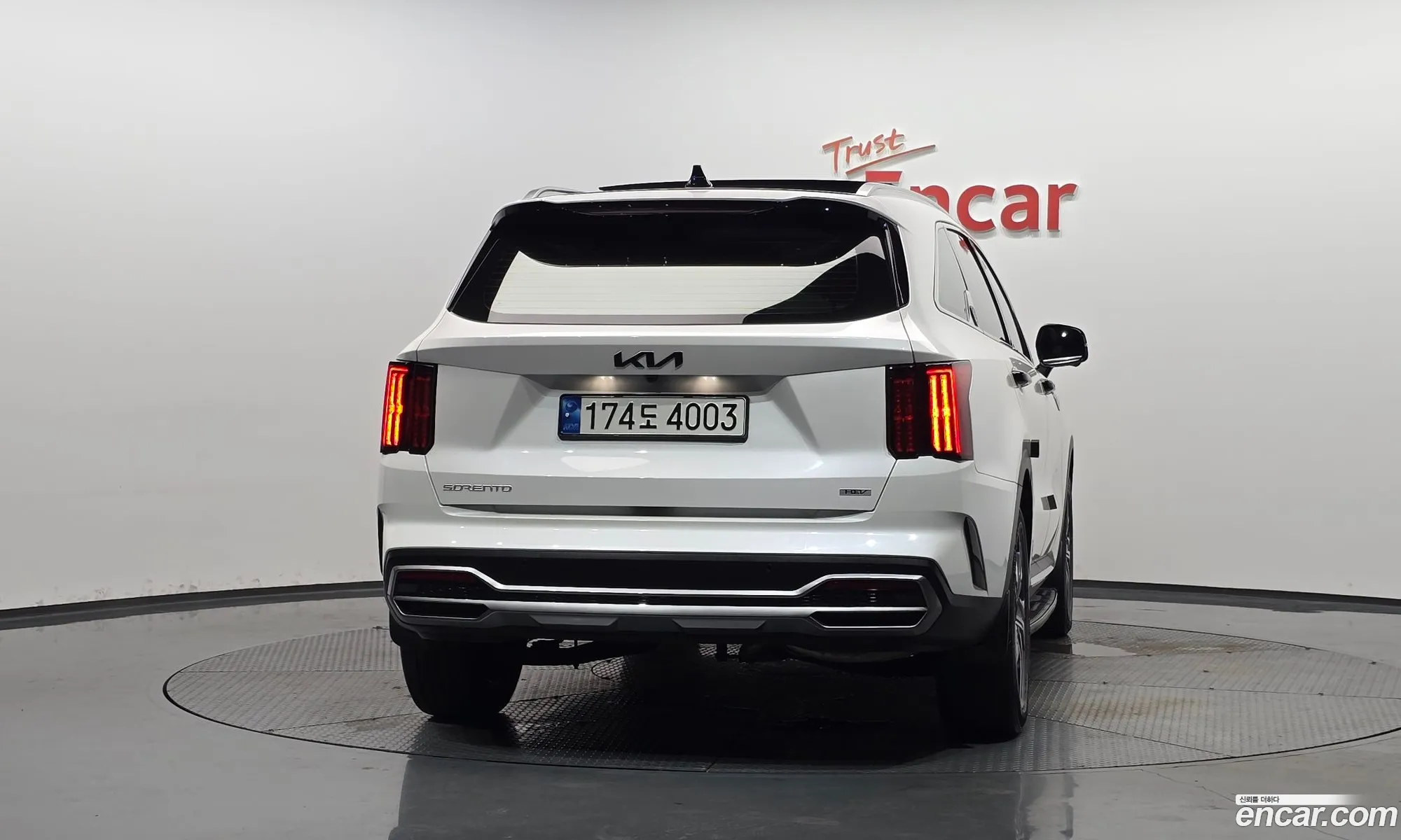 Kia Sorento 2022 — 16