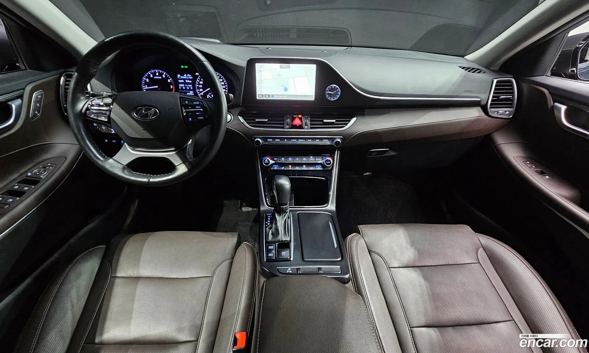 Hyundai Grandeur IG 2018 KMHF441CBJA122473 — 16