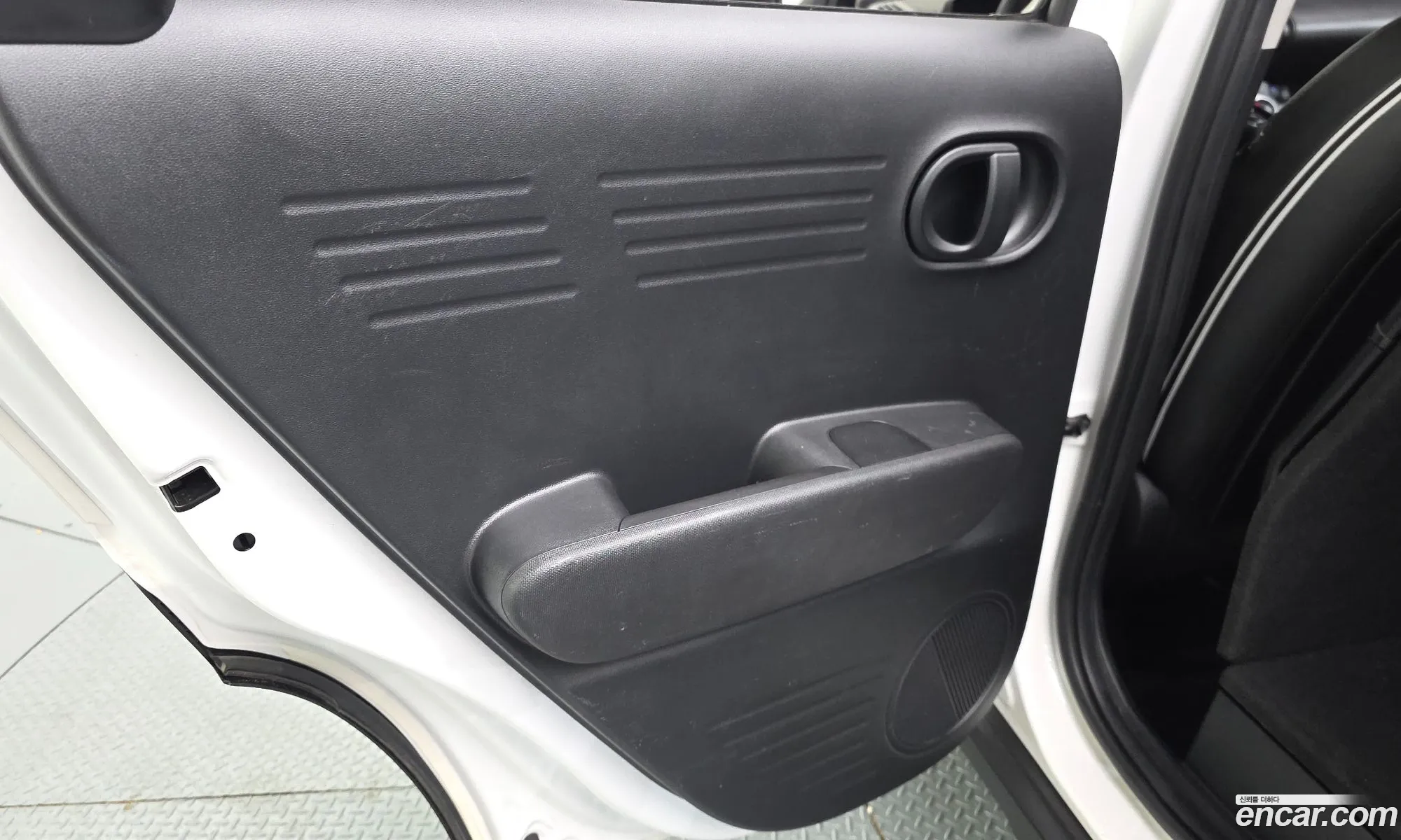 Hyundai Casper 2022 KMHB3918BPW040805 — 30