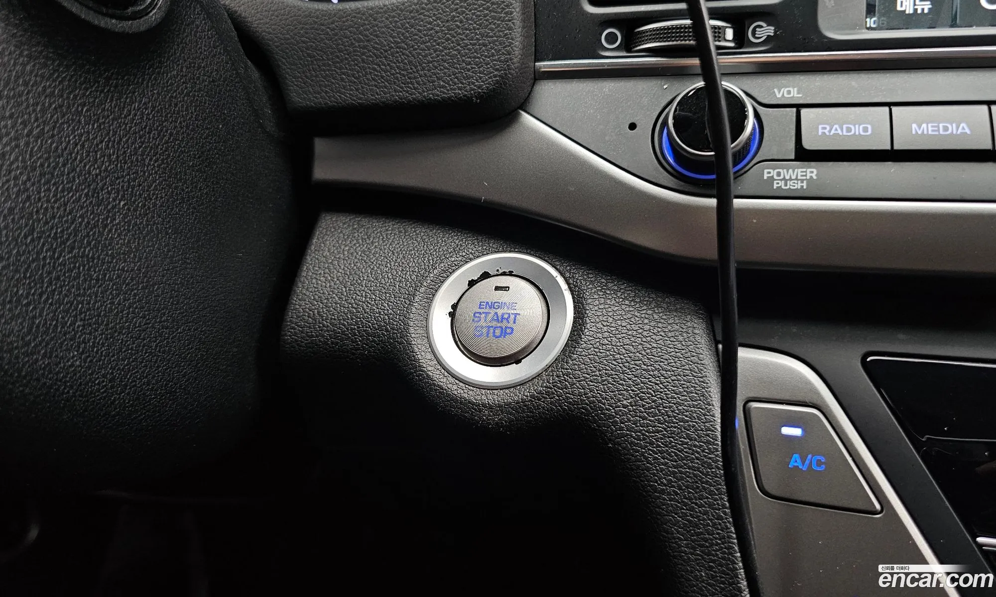 Hyundai Elantra AD 2018 — 13