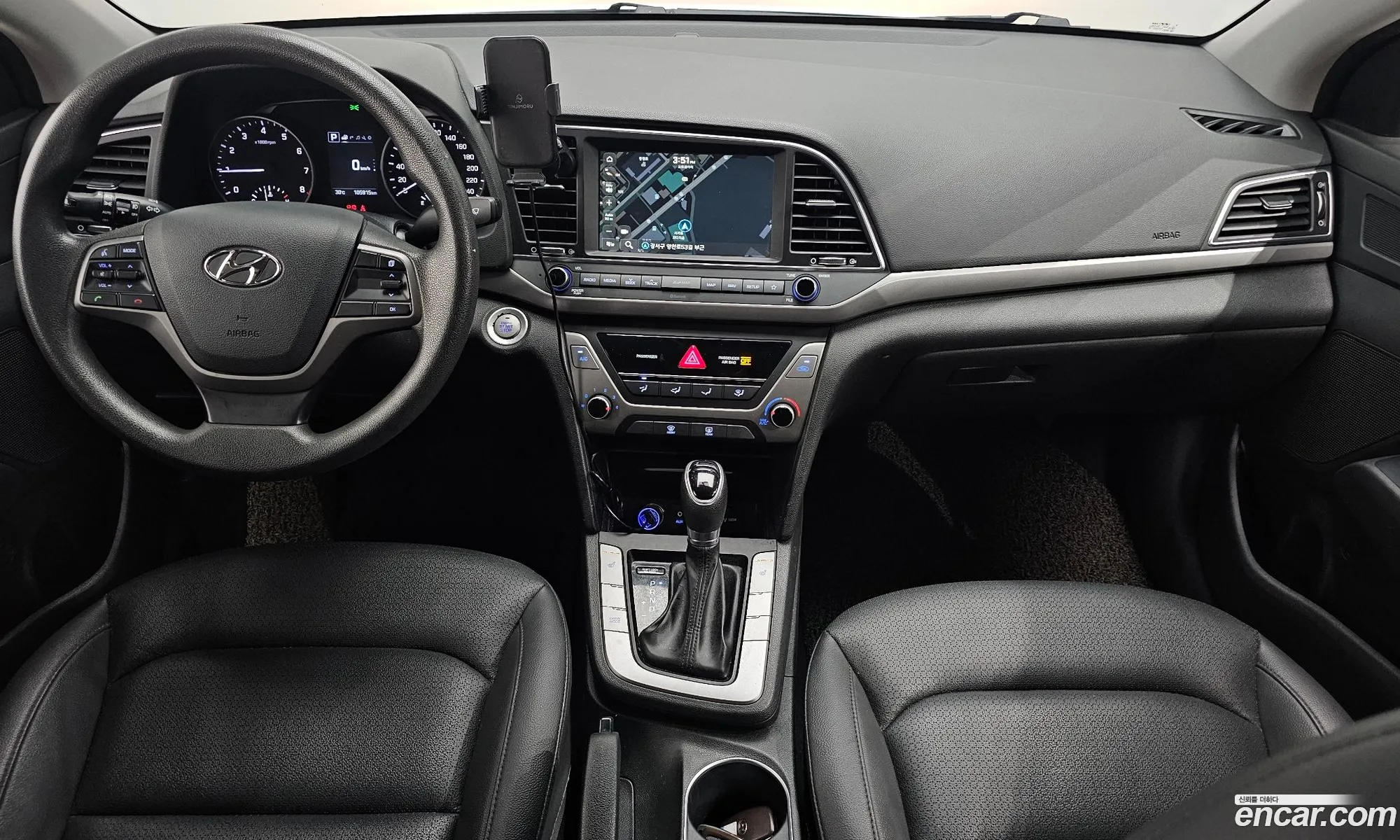 Hyundai Elantra AD 2018 — 5