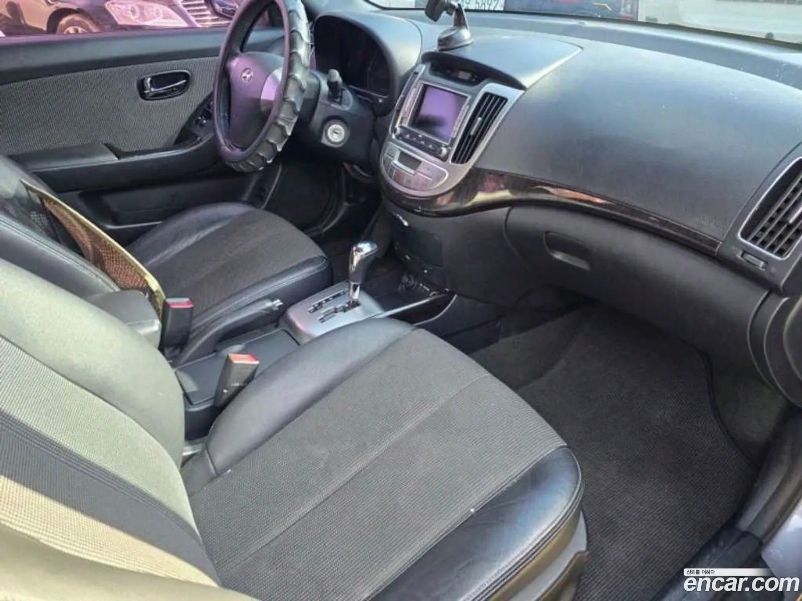 Hyundai Elantra Hybrid 2012 — 14