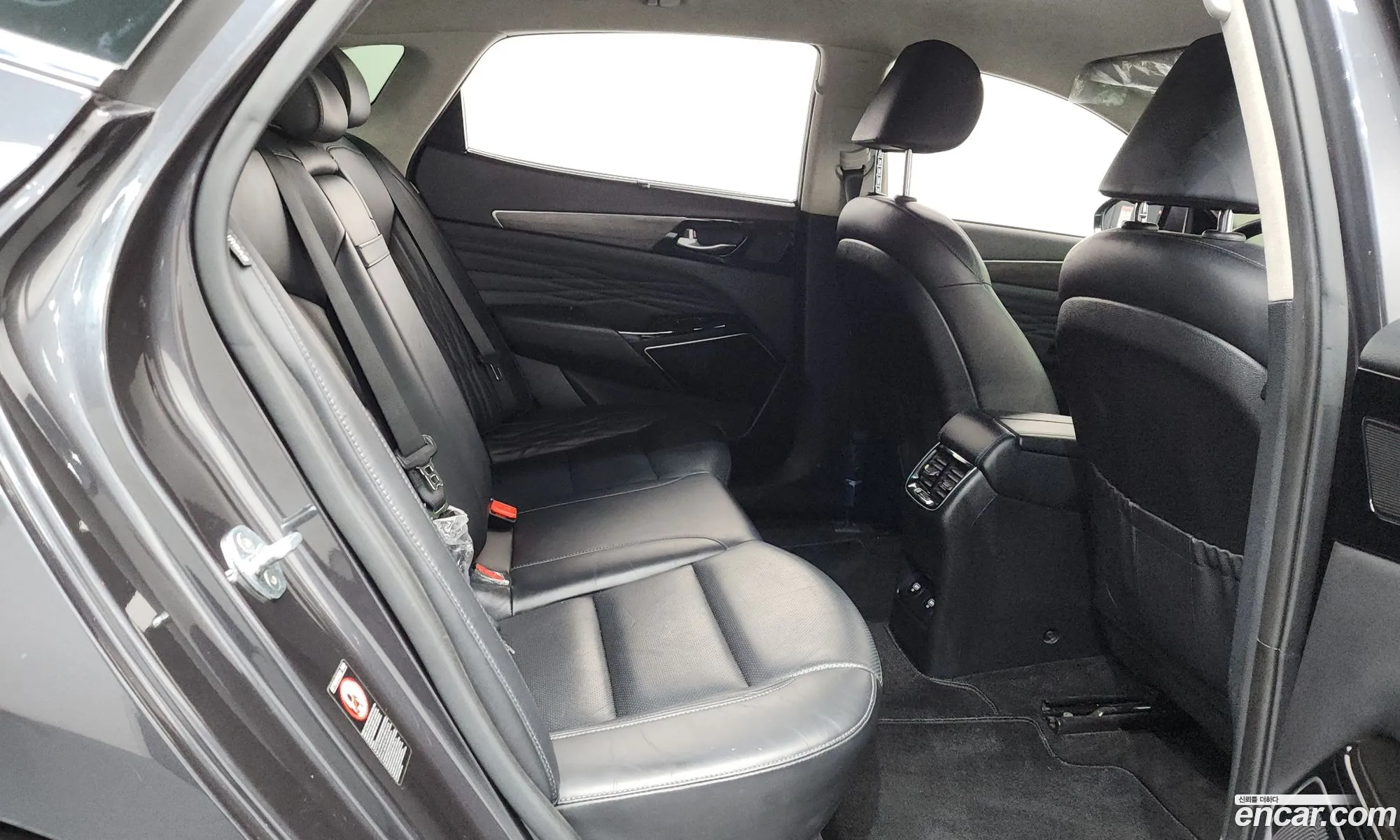 Kia K7 Premier 2020 KNALC41BBLA218113 — 2