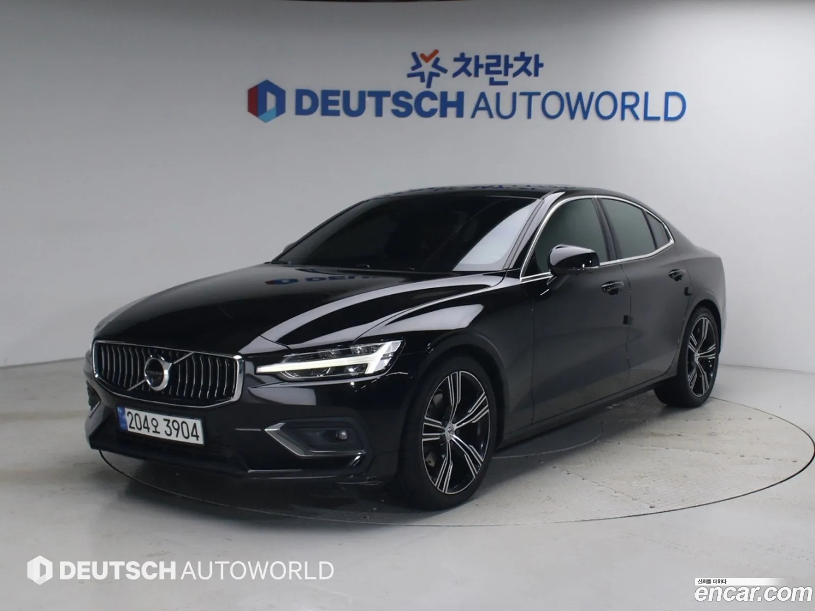 Volvo S60 2019 — 2