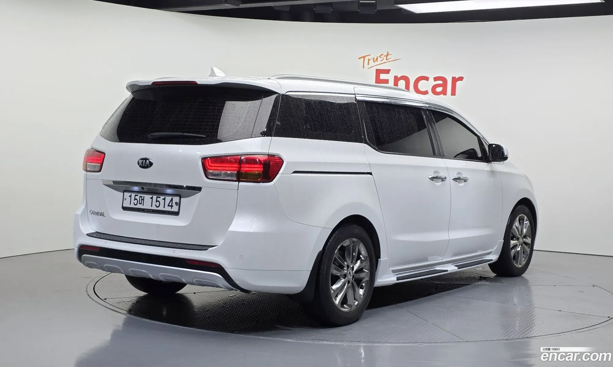 Kia Carnival 2017 KNAME81ABHS316389 — 14