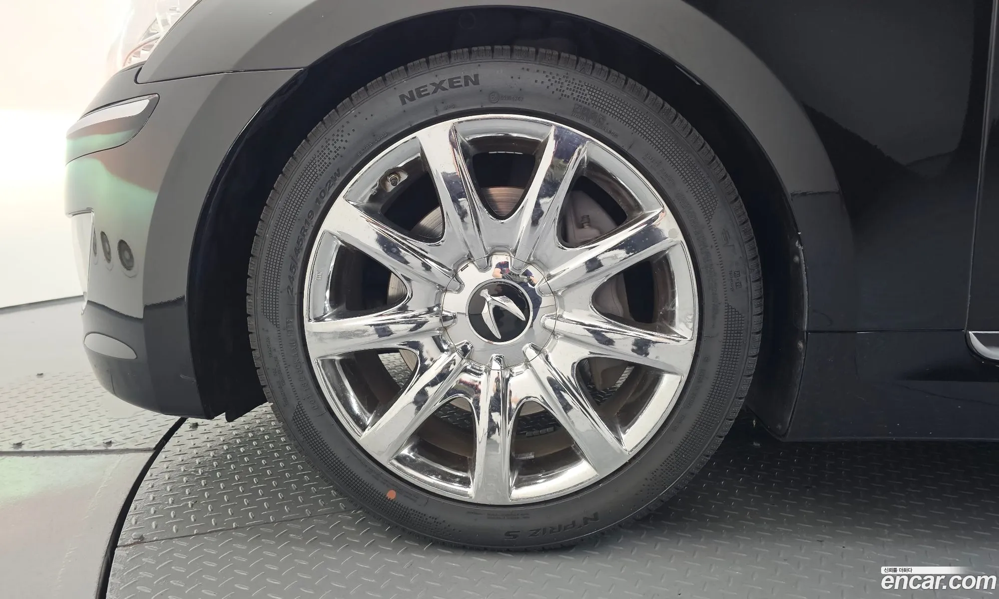 Hyundai Equus 2011 KMHGH41DBCU050092 — 18